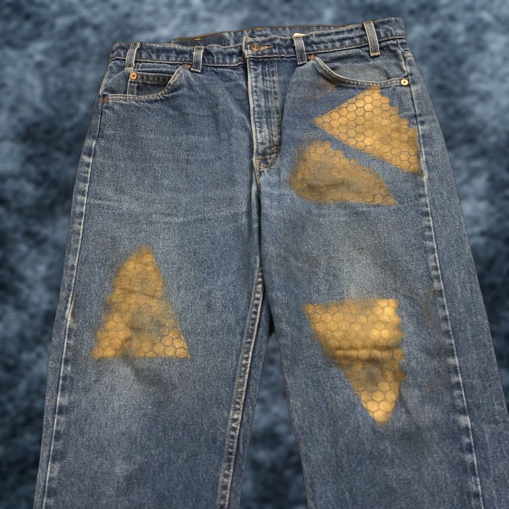 Levi's VINTAGE Levi's 505 Jeans Mens 36x32 Blue Regular Straight Denim Orange Tab Paint Jeans Mens 36x32 Blue Regular Straight Denim 80s 90s USA Men Size US 36 / EU 52 - 1 Thumbnail