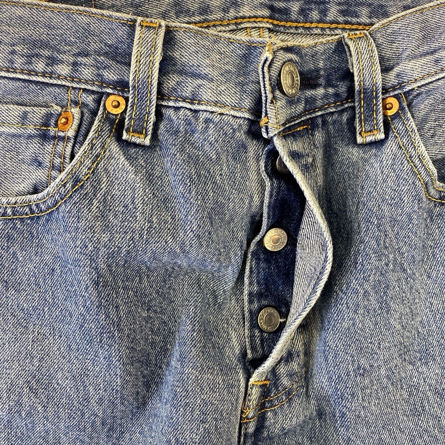 Levi's Levi's 501 Jeans Blue Straight Leg 30x30 Button Classic Logo 90s Band Rock USA Mens Jeans Classic Style Distressed Not Size US 30 / EU 46 - 3 Thumbnail