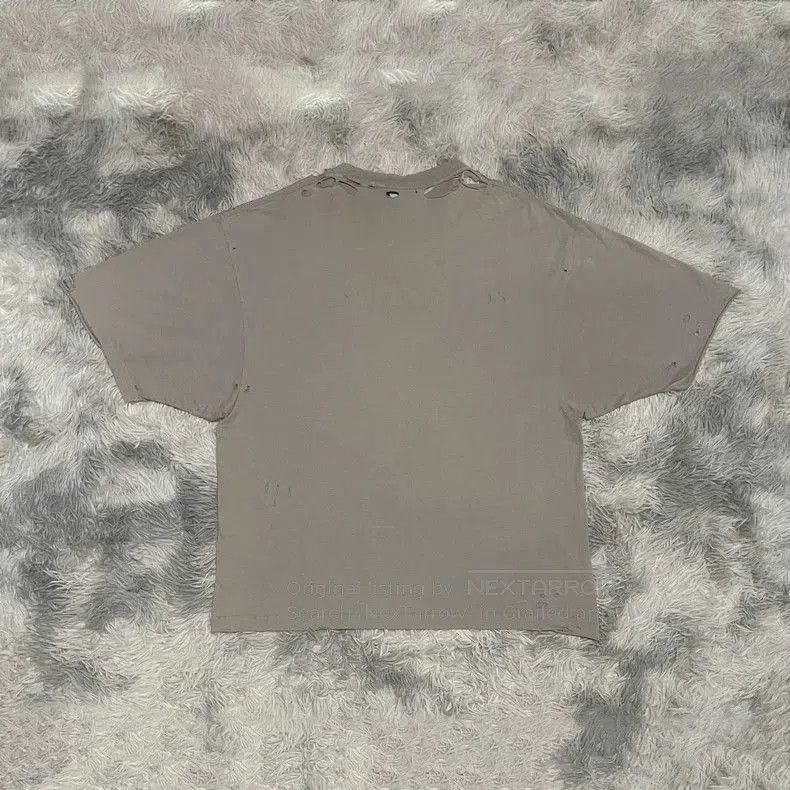 Balenciaga Balenciaga Fuzzy Logo Distressed T. Size US XS / EU 42 / 0 - 2 Thumbnail