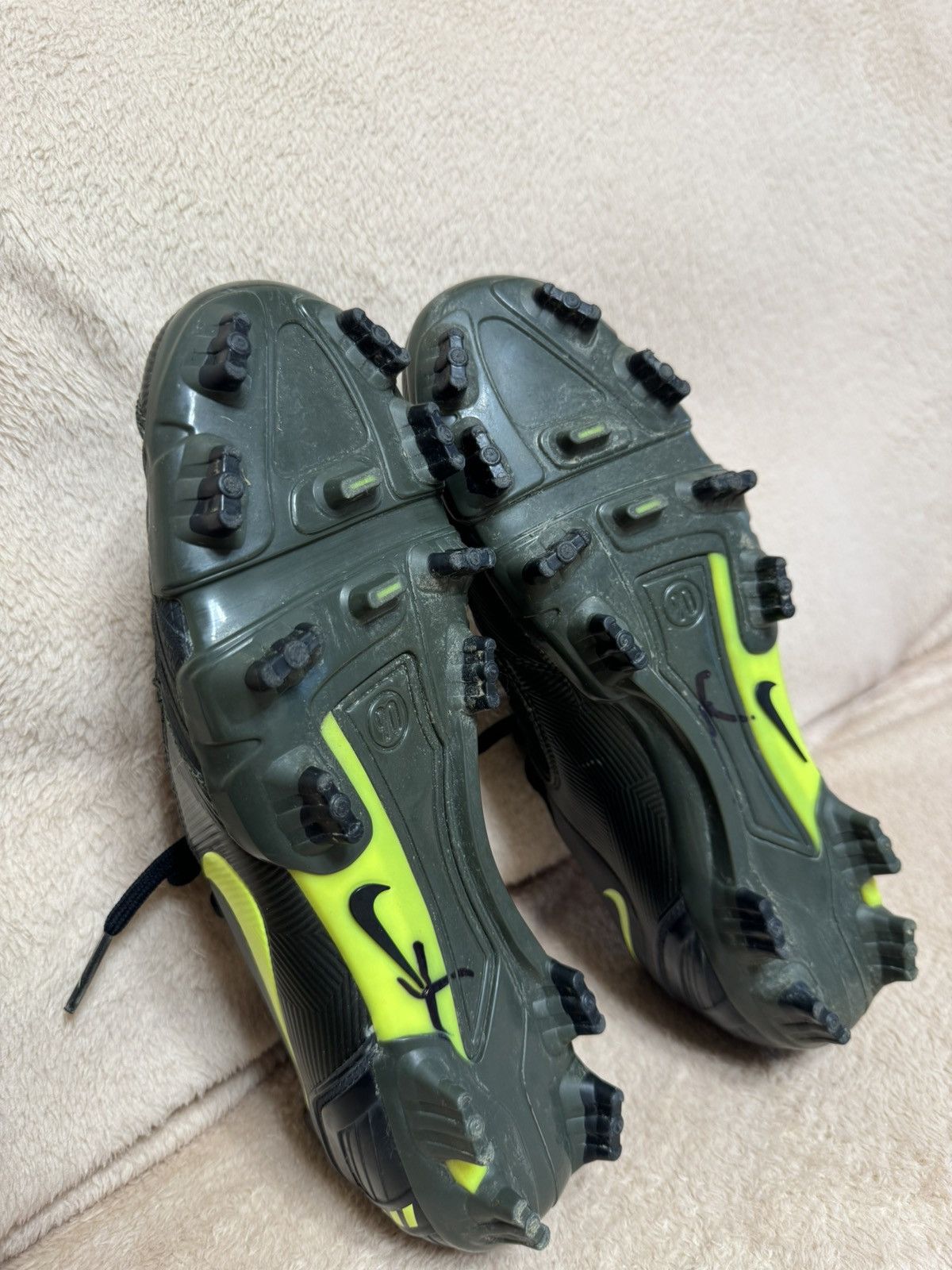 Nike × Vintage 2008 Nike Total 90 Laser II Football Boots Size US 9 / EU 42 - 18 Thumbnail
