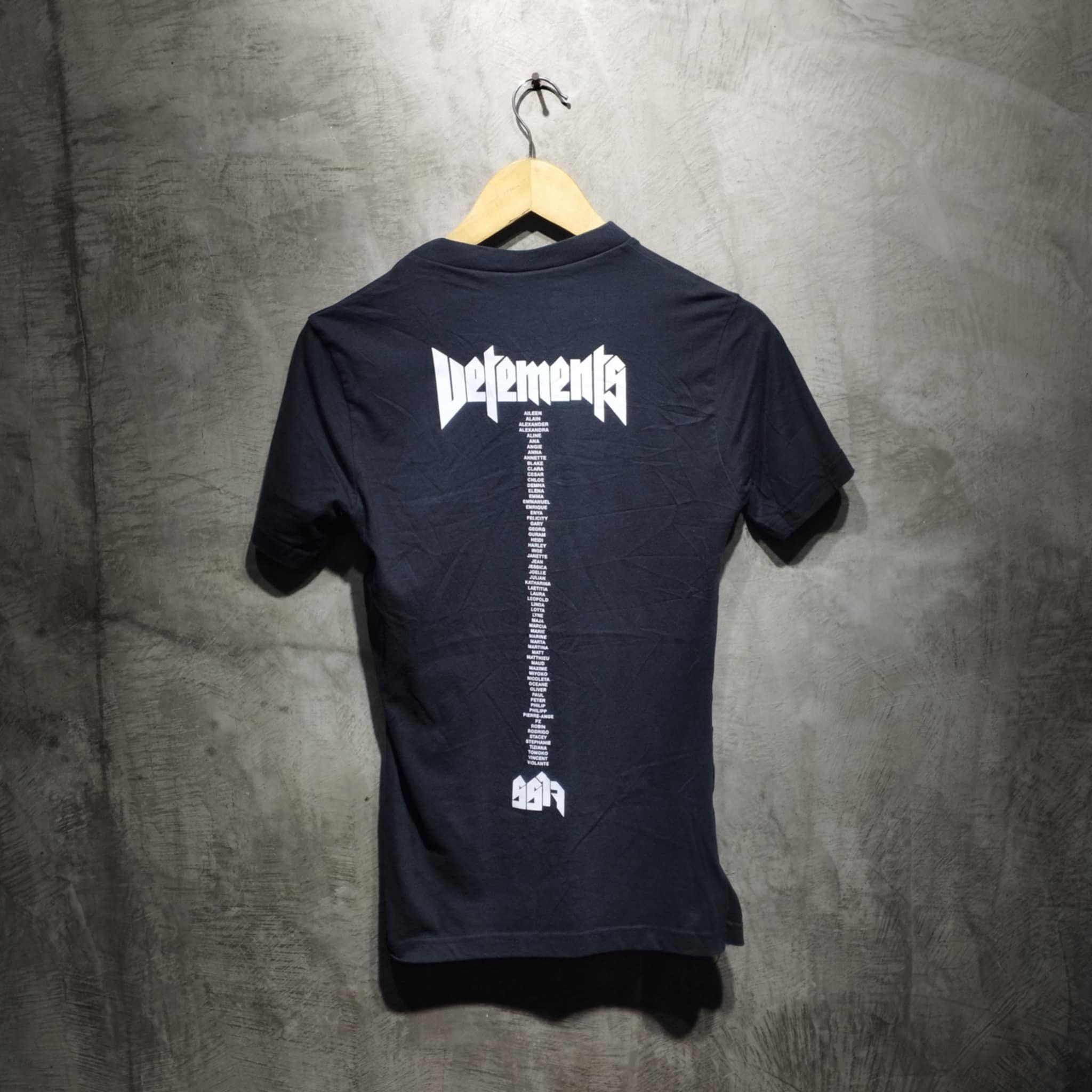 Hanes × Vetements | Grailed