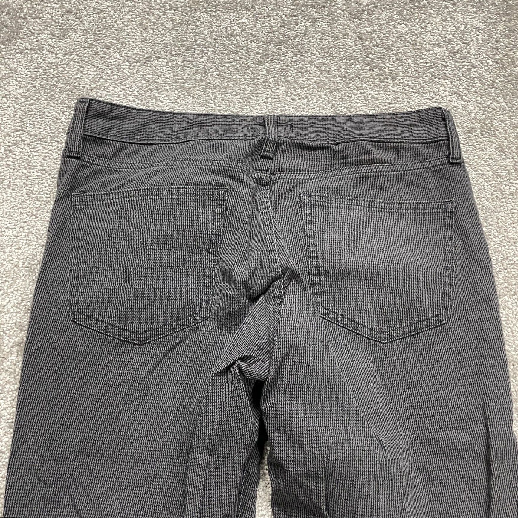 Uniqlo Uniqlo Jeans Womens 4 Gray Check Houndstooth Mid Rise Straight Leg 32x25 Womens Size 27" / US 4 / IT 40 - 3 Thumbnail