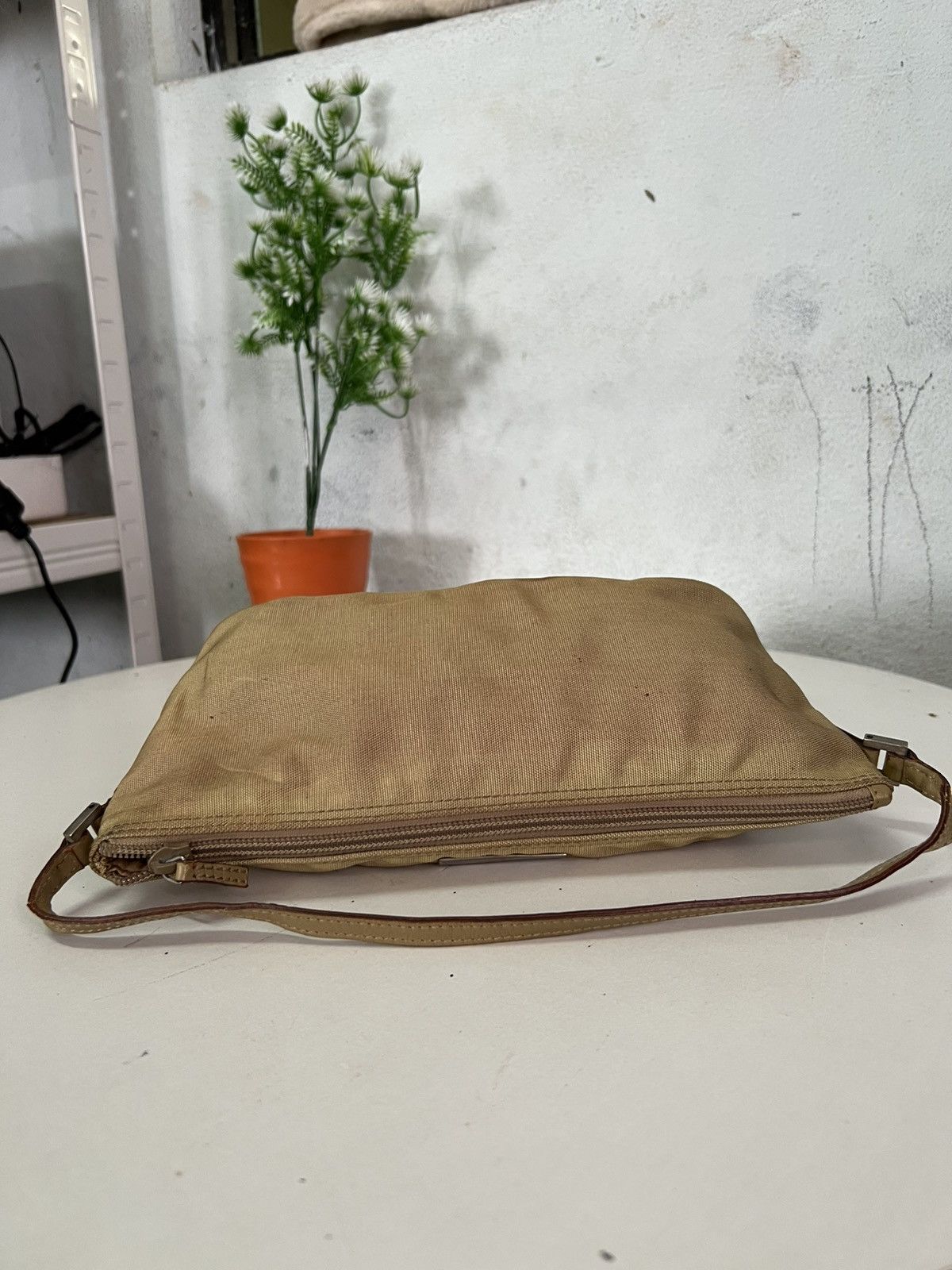 Gucci × Vintage Gucci distress Vintage Ponchete Size ONE SIZE - 7 Thumbnail