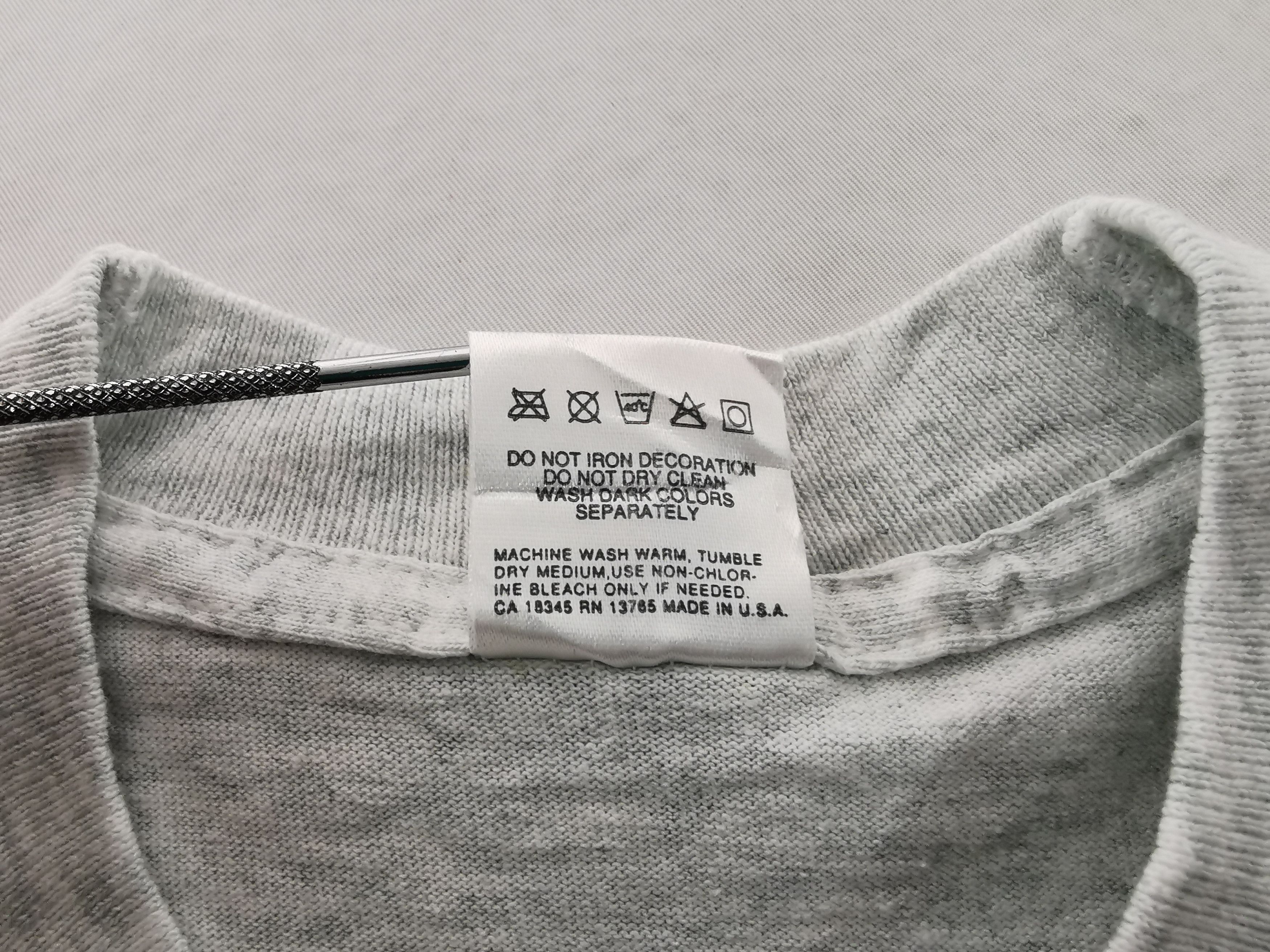 Fruit Of The Loom × Vintage Vintage 90's Brad Pitt Integra T Shirt Made In USA Size L Size US L / EU 52-54 / 3 - 6 Thumbnail
