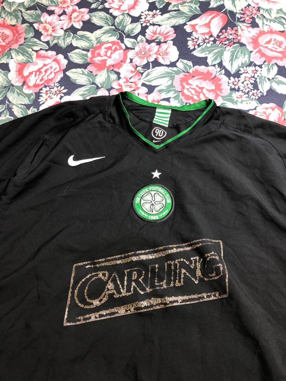 Nike Vintage Nike Soccer Jersey Size XL sportwear Size US XL / EU 56 / 4 - 6 Thumbnail