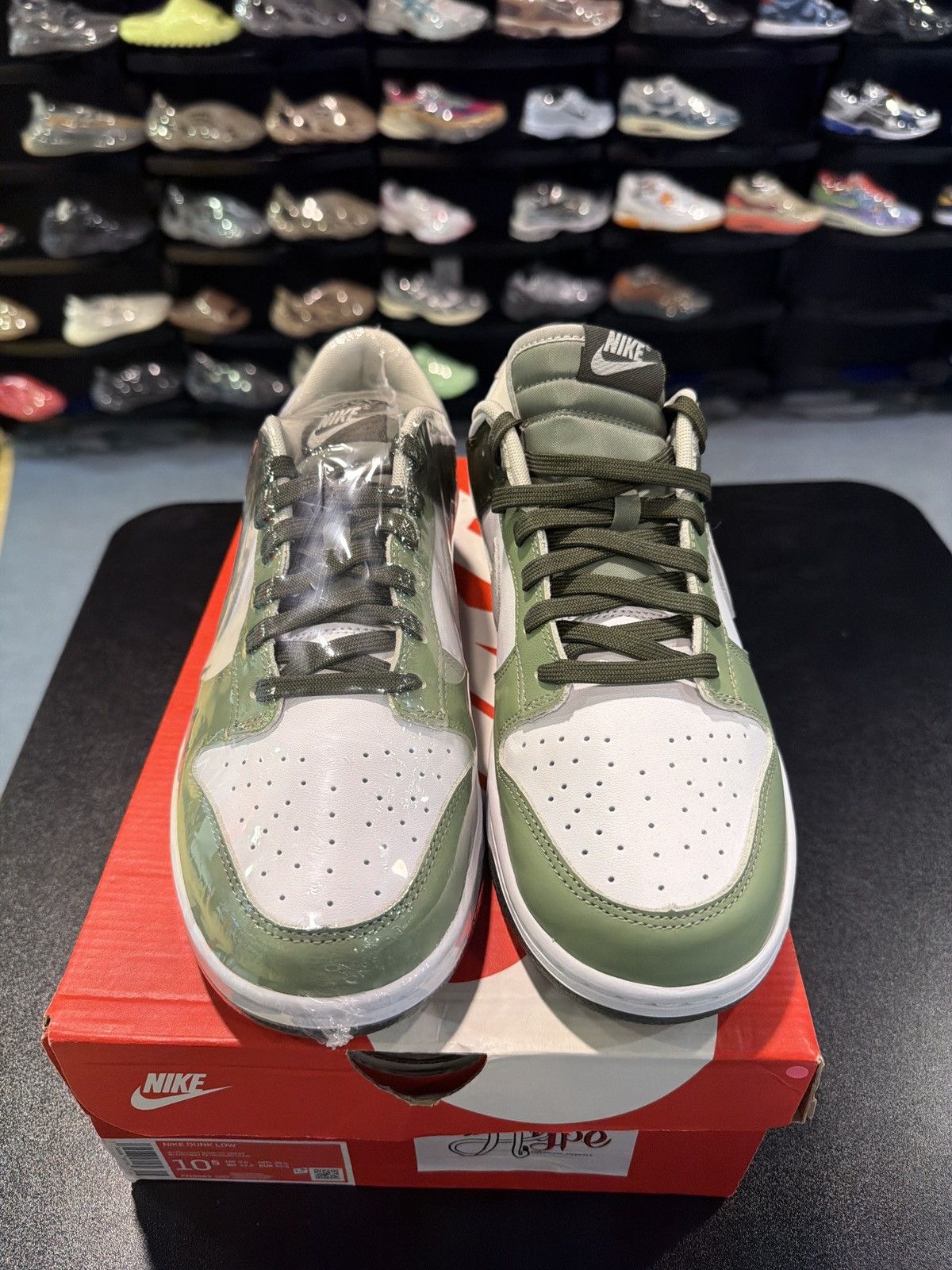 Nike Dunk Low Oil Green Cargo Size-10.5 Brand New Quick Ship Size US 10.5 / EU 43-44 - 2 Thumbnail