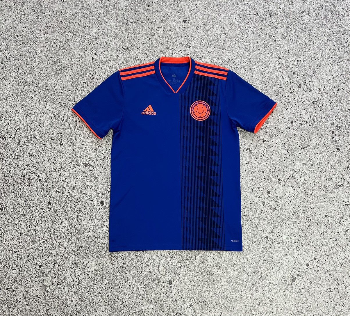 Adidas × Vintage Vintage Adidas 2018 2019 Away Football Soccer Jersey Size US S / EU 44-46 / 1 - 3 Thumbnail