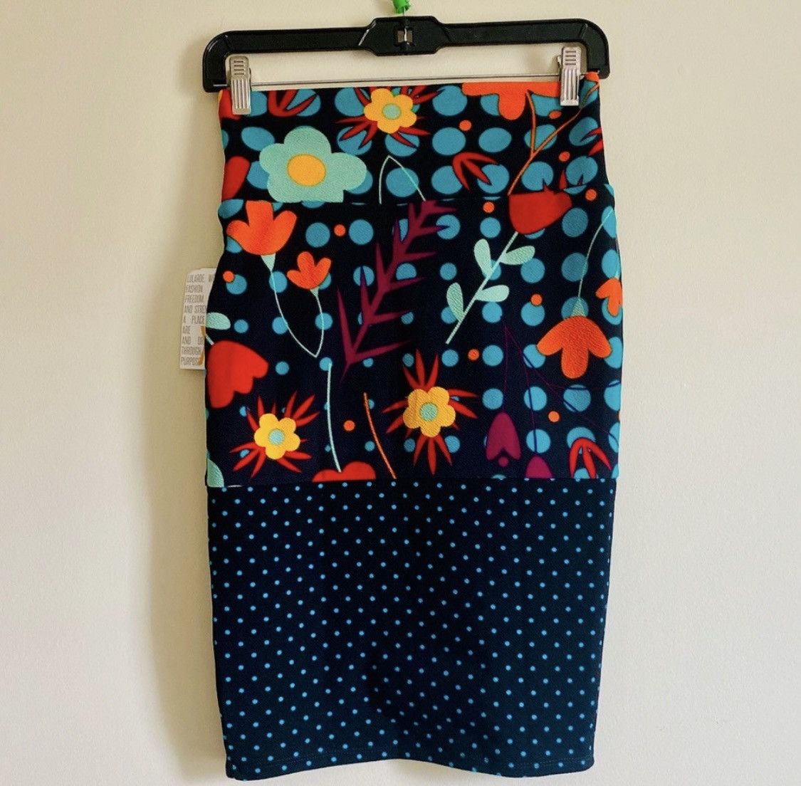 Other Lularoe Floral Polka Dot Cassie Skirt Size XS Size 24" / US 00 / IT 34 - 2 Thumbnail