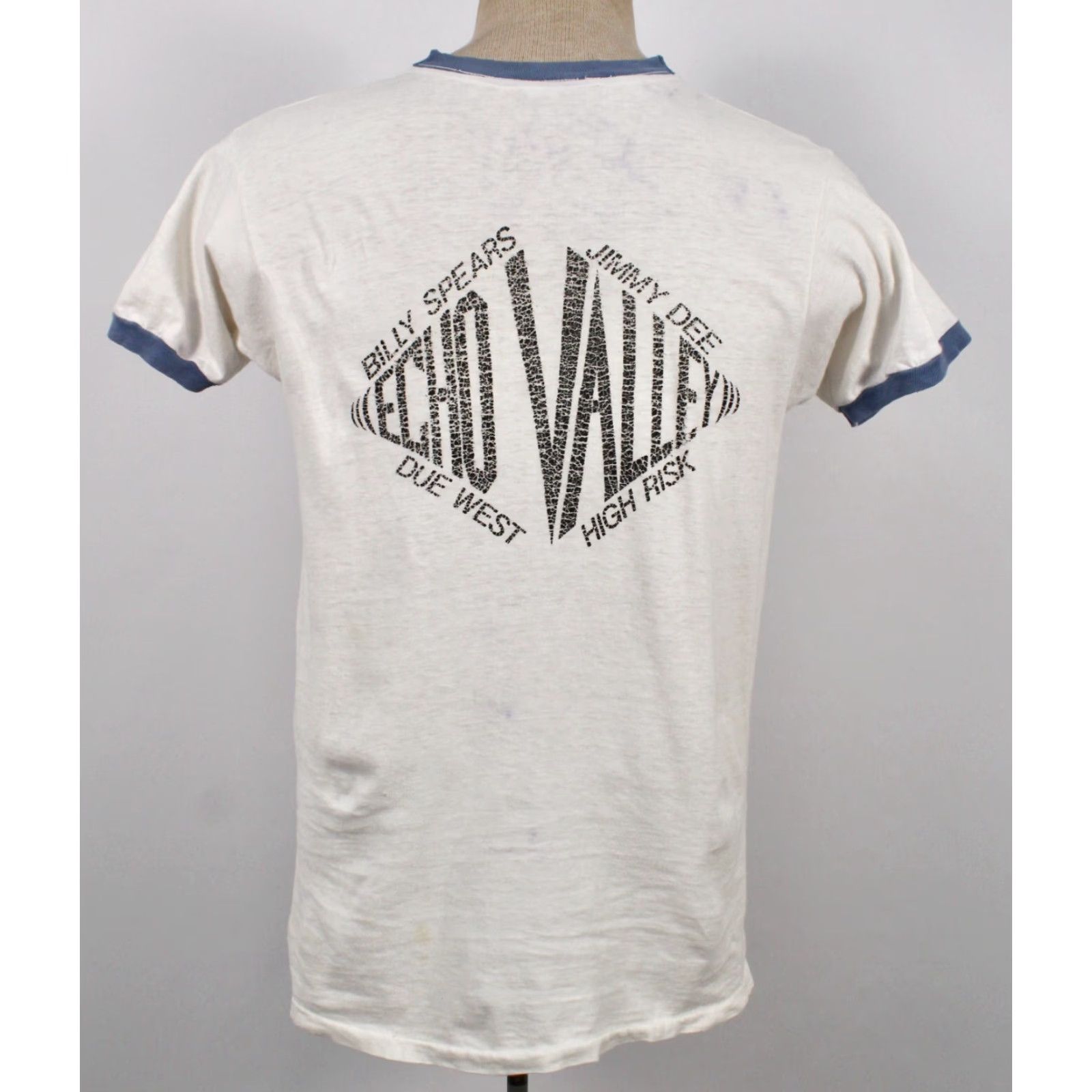 Vintage Willie Nelson T-Shirt 70s VTG White Cotton Graphic Tee XS Mens 1970s Show Wild West Badges Cracking Size US XS / EU 42 / 0 - 2 Thumbnail