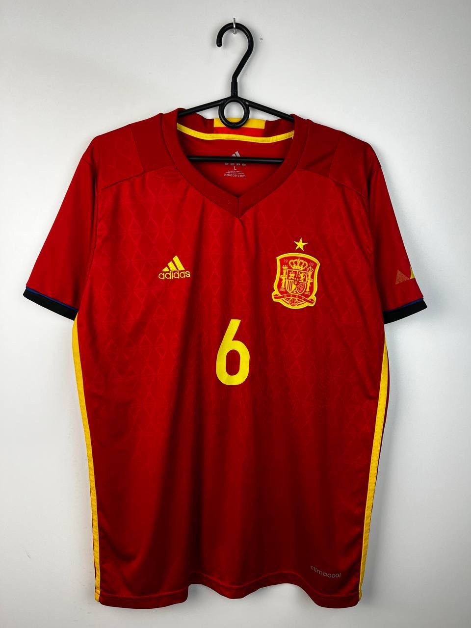 Vintage Espana A. Iniesta Adidas Replica jersey t-shirts size L Size US L / EU 52-54 / 3 - 1 Thumbnail