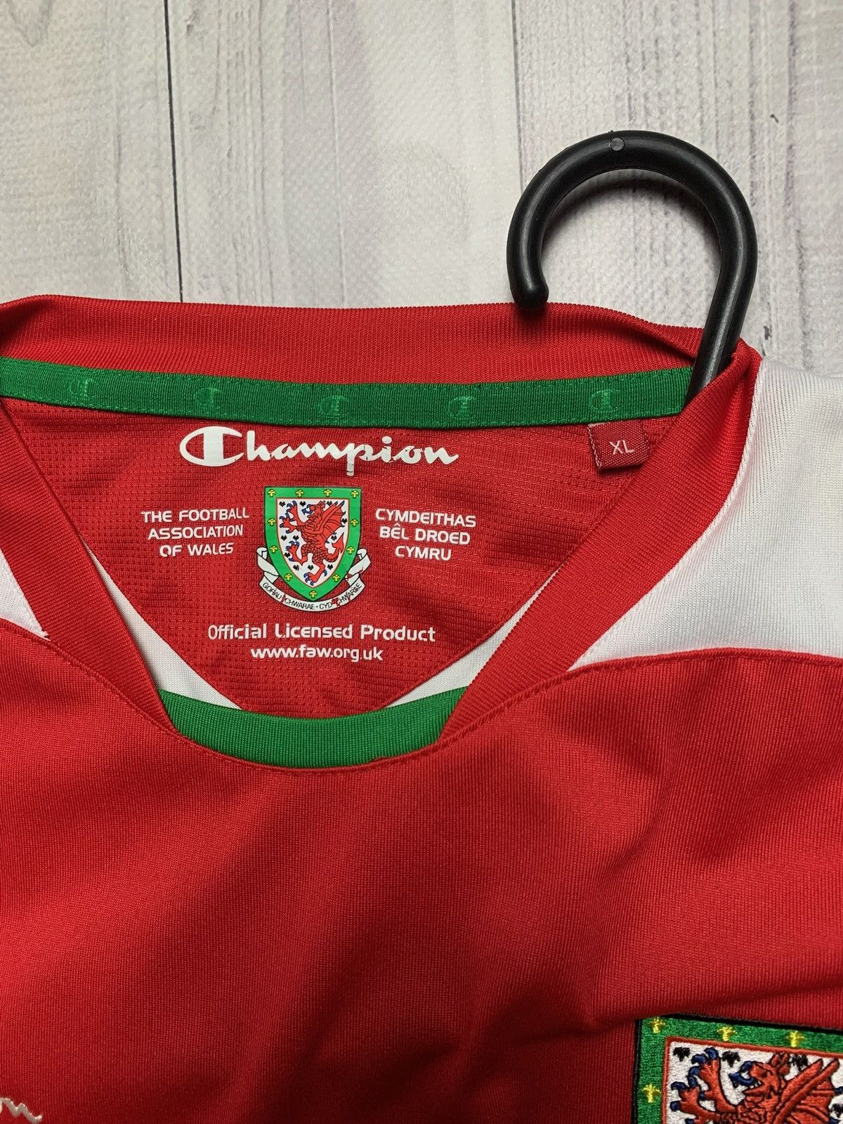 Champion × Vintage Vintage Champion Wales soccer jersey size XL red Size US XL / EU 56 / 4 - 3 Thumbnail