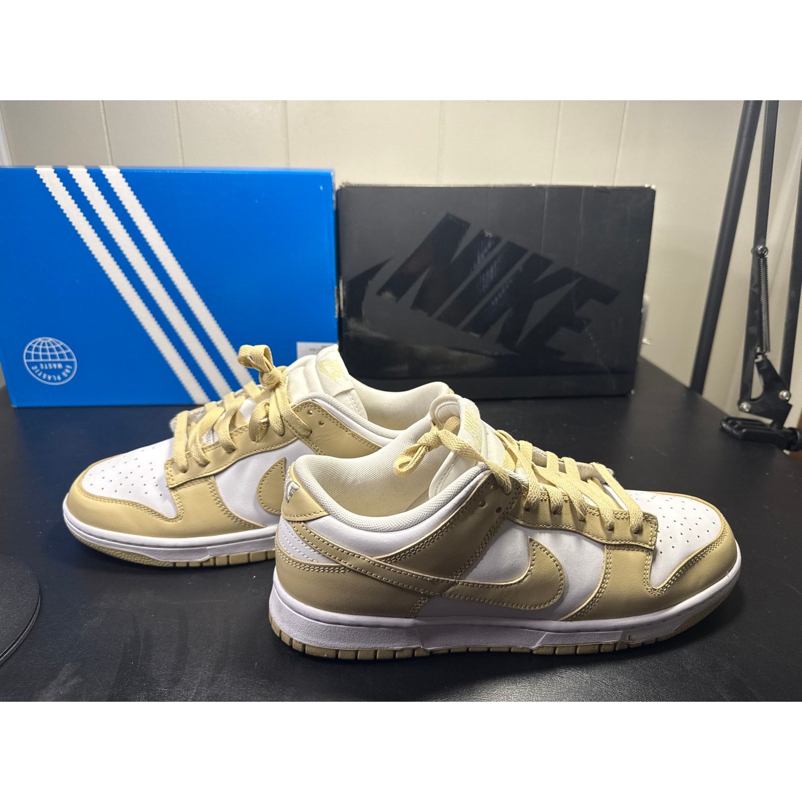 Nike Dunk Low - Team Gold - Sz 10 Men