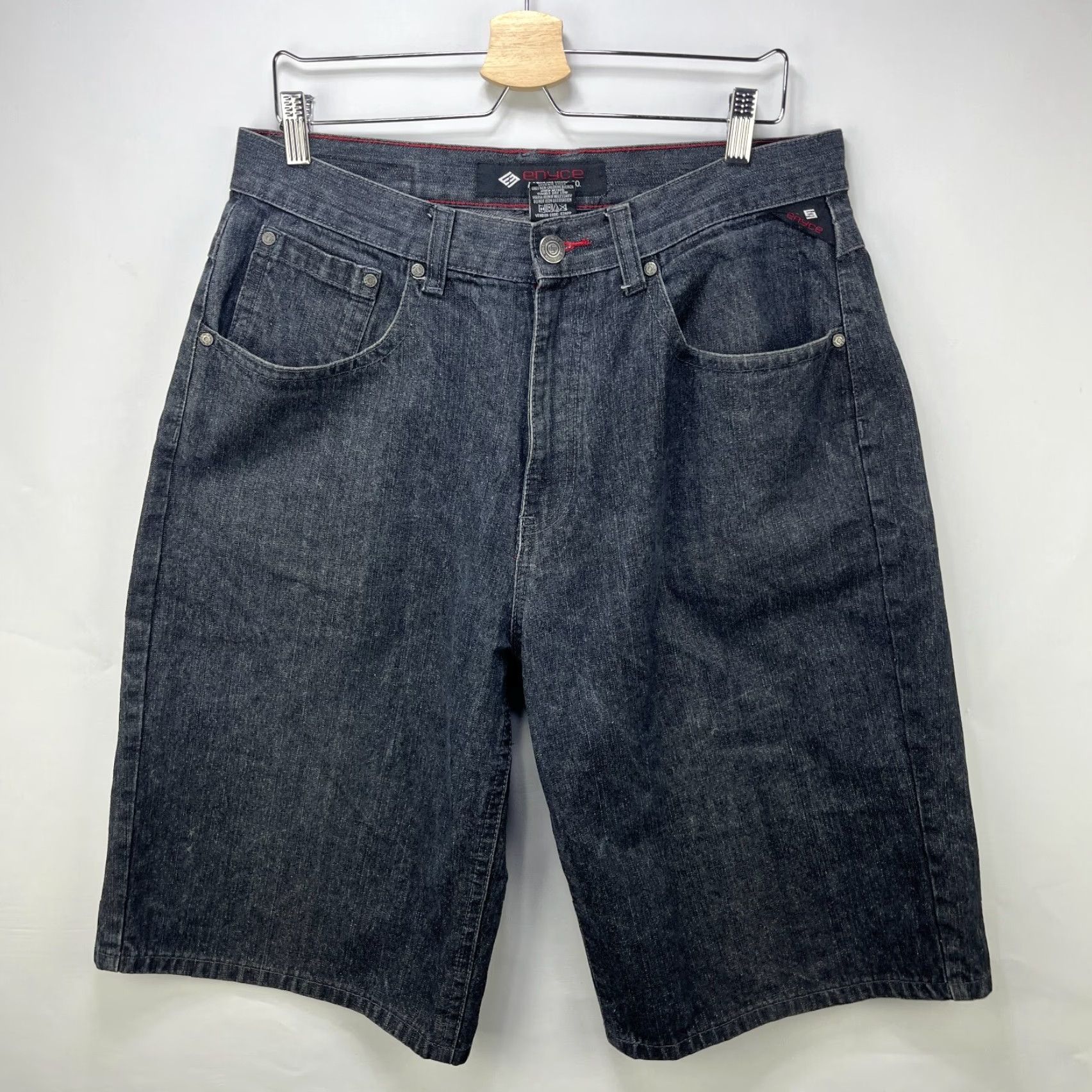 Enyce VINTAGE ENYCE Denim Shorts Jorts Sean John 36 Baggy Wide Leg Men Black Cargo Denim Shorts Mens 36 ENYCE Jeans Jorts Size US 36 / EU 52 - 6 Thumbnail
