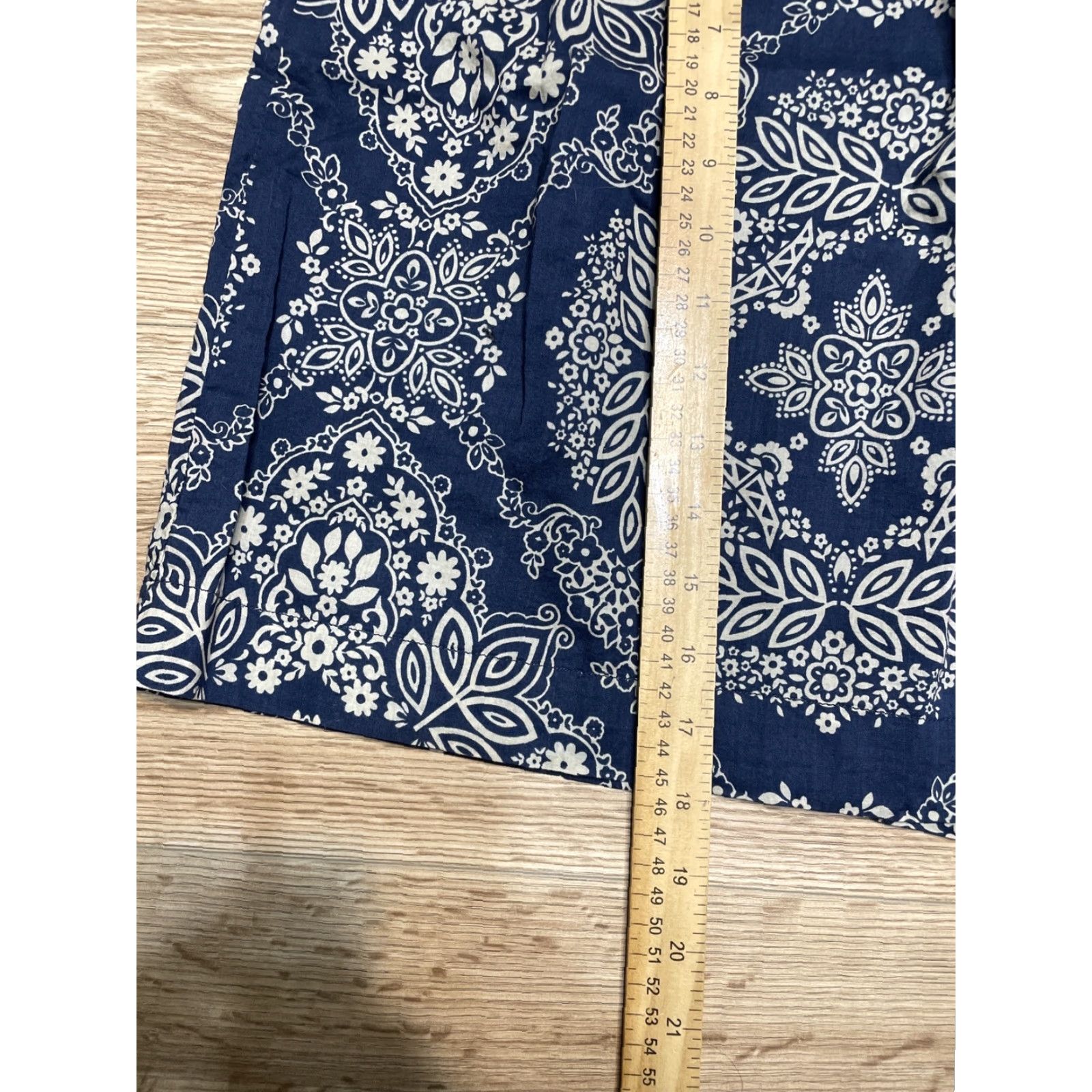 Vintage VINTAGE G.H. Bass Boho Floral A-Line Skirt 10 Lightweight Cotton Navy Blue Beige Womens Size 32" / US 10 / IT 46 - 5 Thumbnail