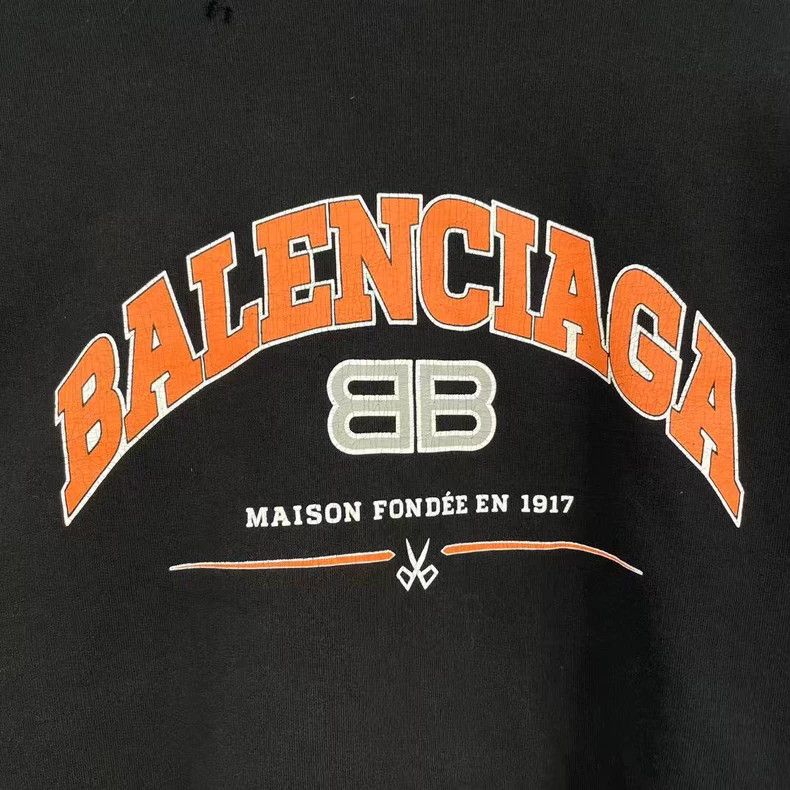 Balenciaga Balenciaga Destroyed Slogan Old Scissors Sweater Size US XS / EU 42 / 0 - 5 Thumbnail