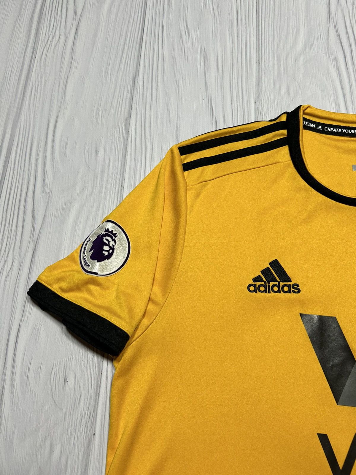 Adidas 7 WOOKIE Wolverhampton 2018/19 Adidas Soccer Jersey Size L Size US L / EU 52-54 / 3 - 8 Thumbnail