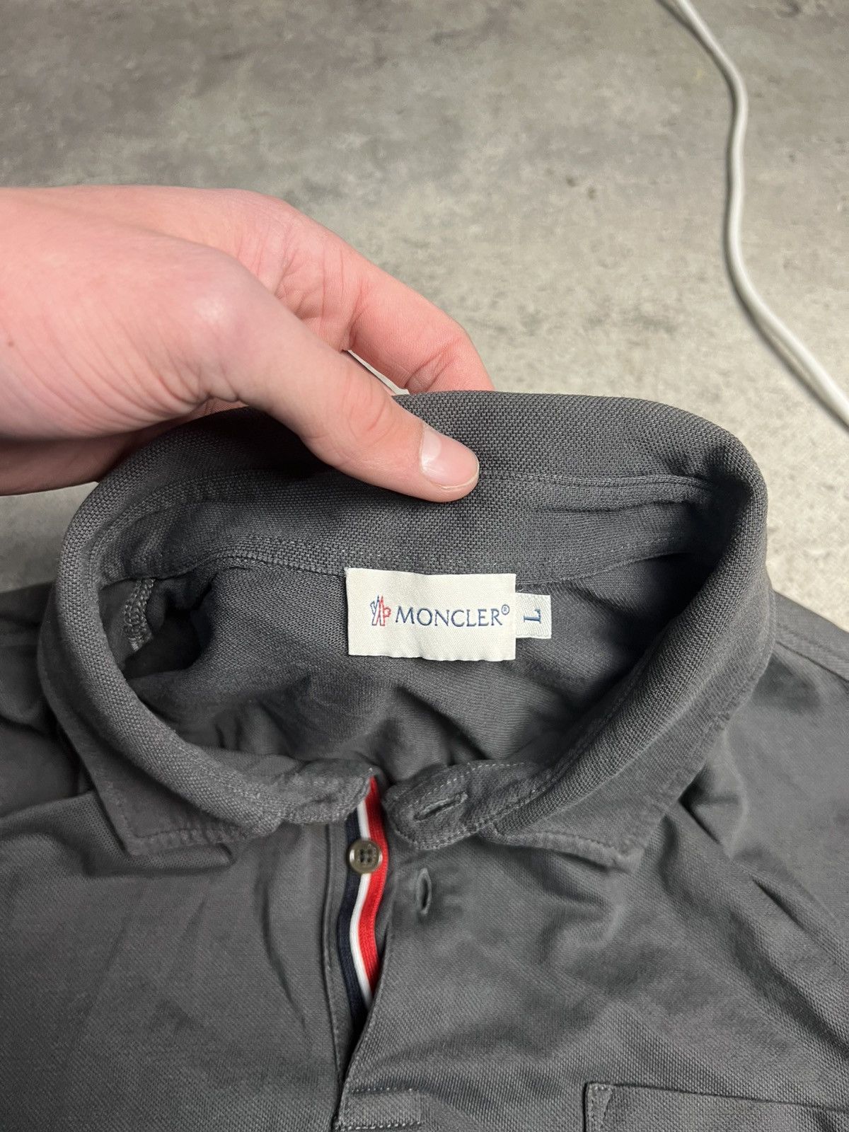 Moncler Moncler polo t shirt Size US L / EU 52-54 / 3 - 6 Thumbnail