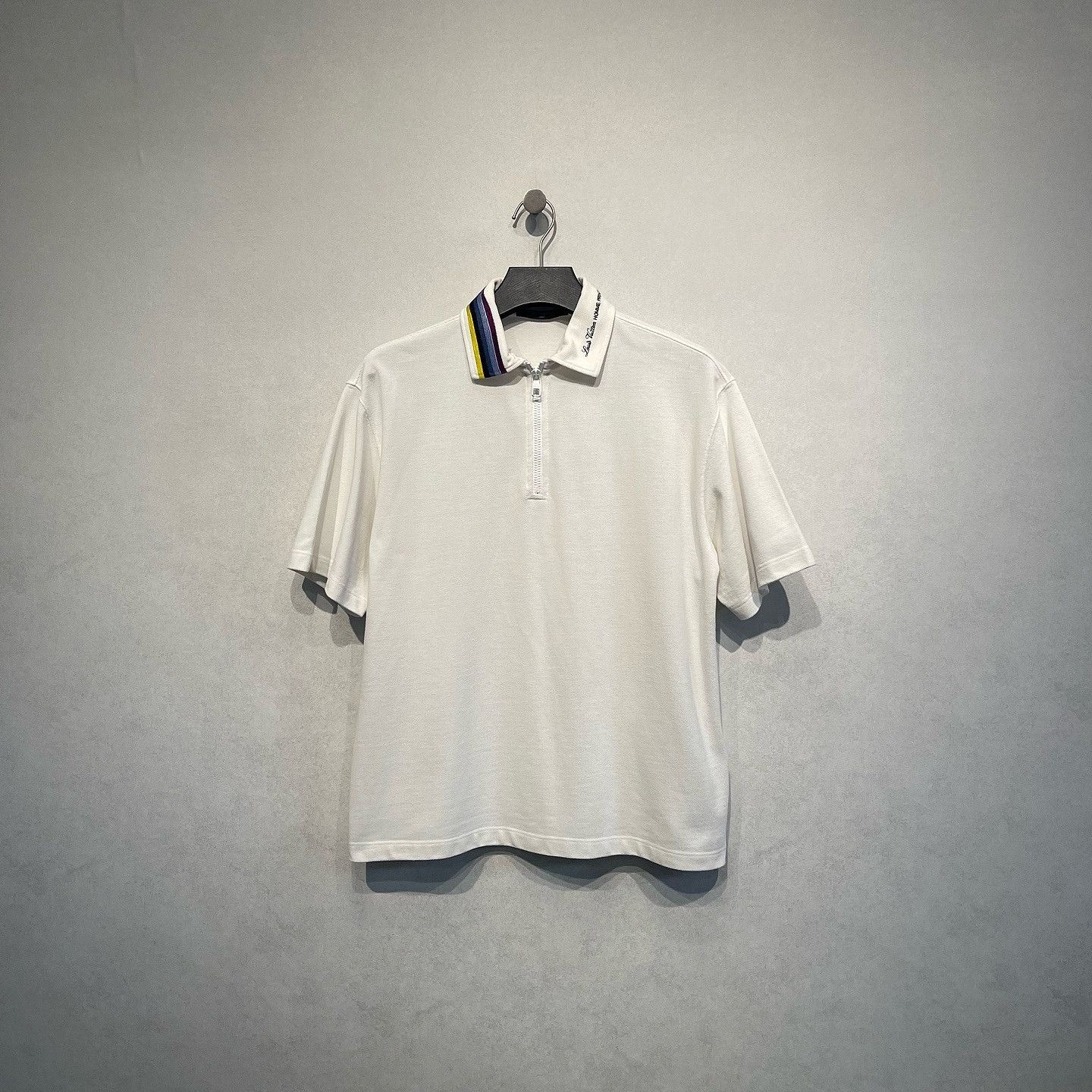 Louis Vuitton Louis Vuitton Striped Collar Zip Polo Shirt Size XL Size US XL / EU 56 / 4 - 1 Thumbnail