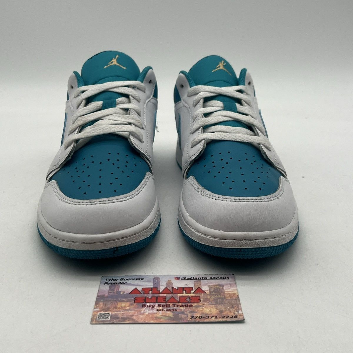 Nike Air Jordan 1 Low aquatone Size US 7 / EU 40 - 2 Thumbnail