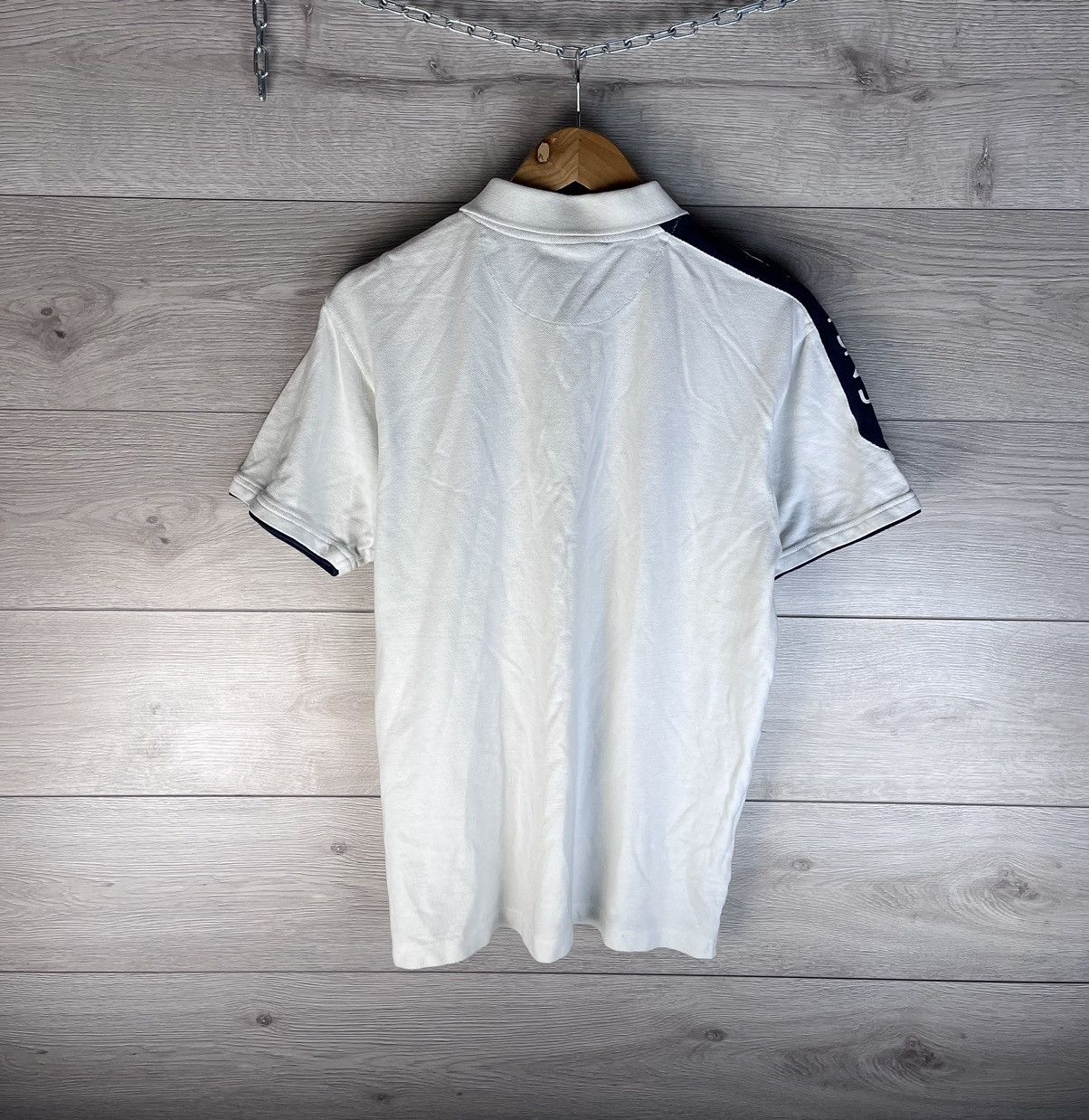 Umbro Vintage men's socer jersey Englang Umbro size L Size US L / EU 52-54 / 3 - 10 Thumbnail
