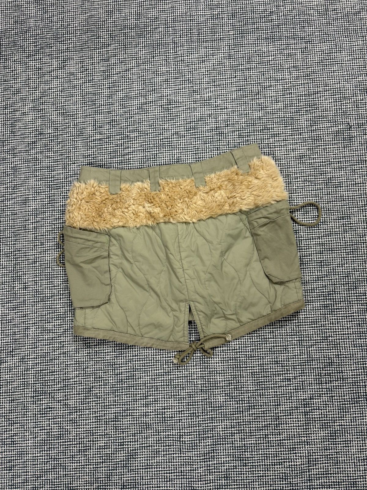Japanese Brand Mini skirt zipped archive harajuku faux fur fuzzy quilted Size 30" / US 8 / IT 44 - 2 Thumbnail