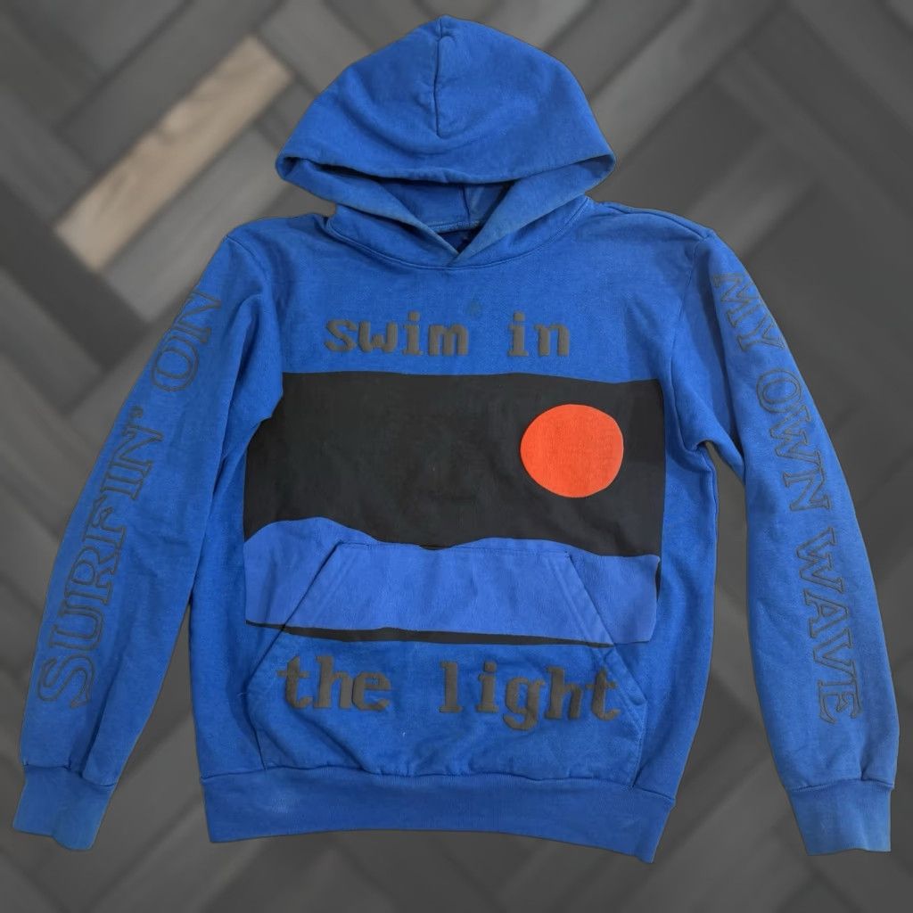 KID CUDI SWIM IN THE LIGHT ROLLING LOUD MERCH HOODIE BLUE SIZE SMALL ADULT
