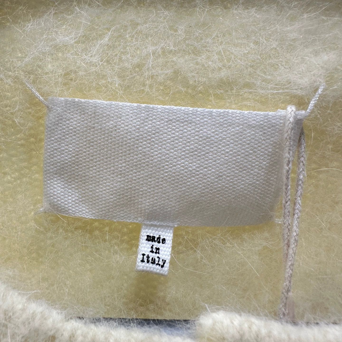 Maison Margiela MM Angora Rabbit Hair Knit Short Sleeve M Size XS / US 0-2 / IT 36-38 - 3 Thumbnail