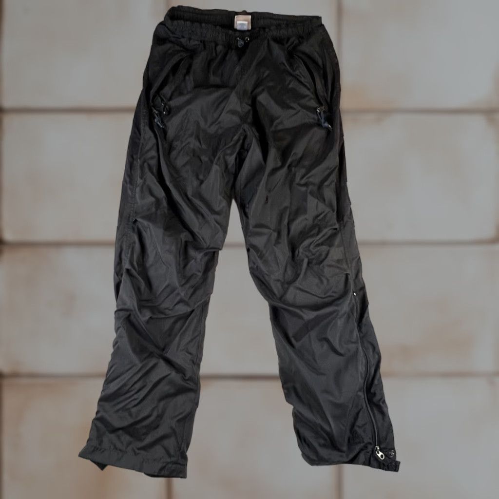 Eastern Mountain Sports EMS Eastern Mountain Sports Ski Rain Pants Womens S Black Size 28" / US 6 / IT 42 - 1 Thumbnail