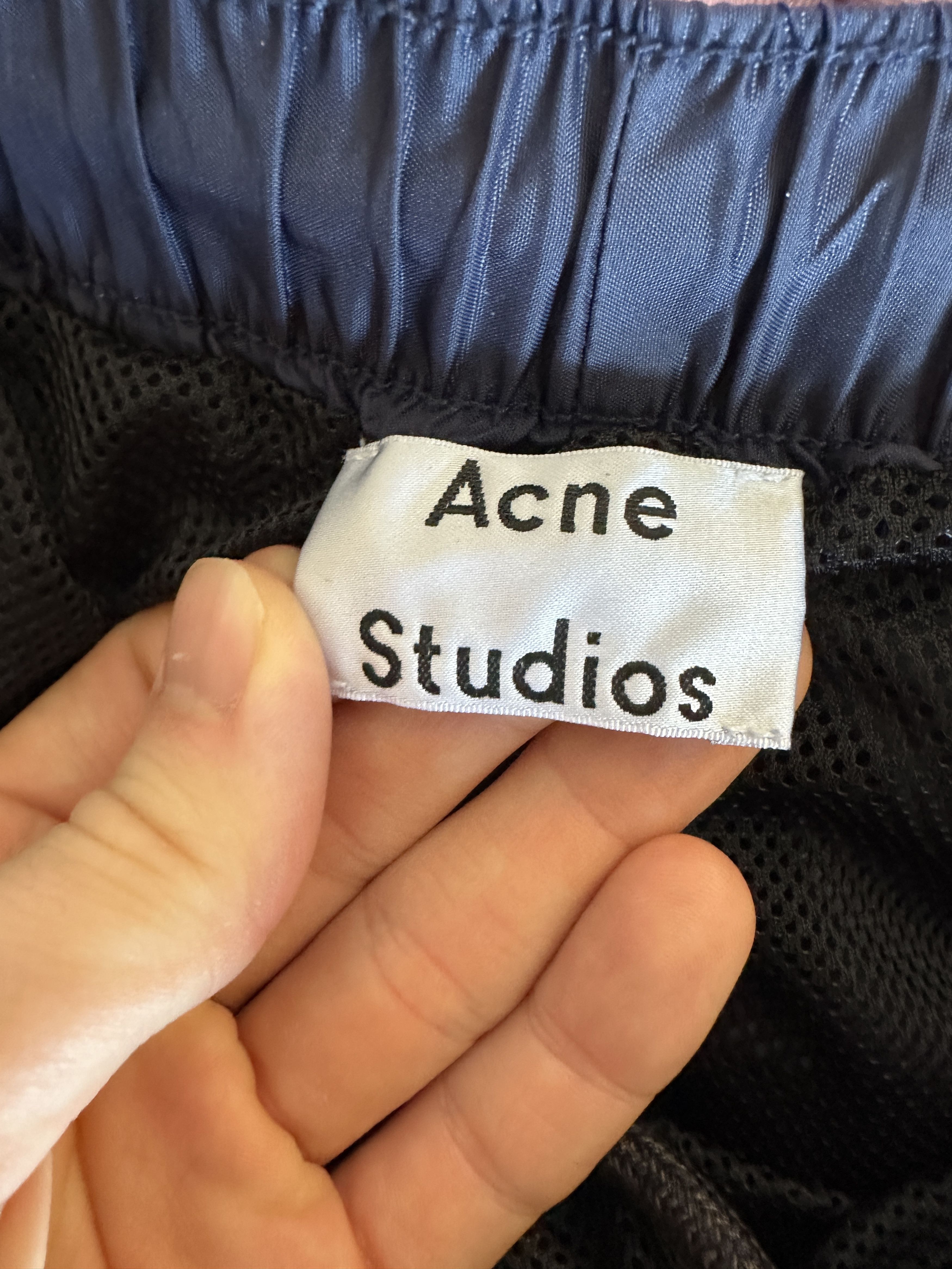 Acne Studios Acne Studios Logo Swim Trunks Size US 36 / EU 52 - 4 Thumbnail