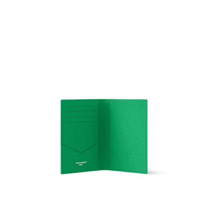 Louis Vuitton Passport Cover Size ONE SIZE - 3 Thumbnail