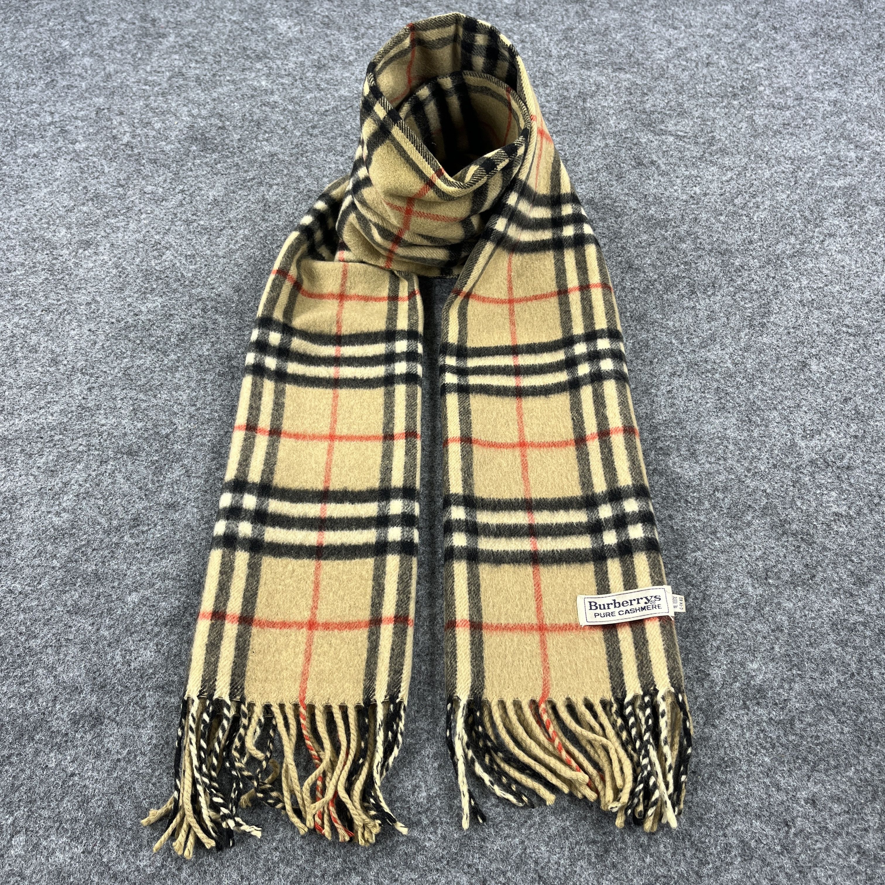 Burberry × Vintage Vintage Burberry Scarf / Muffler / Neckwear K059 Size ONE SIZE - 1 Thumbnail