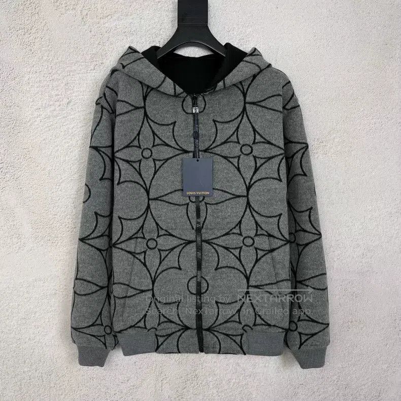 Louis Vuitton Louis Vuitton Three-flower full-print double-faced wool ho Size US S / EU 44-46 / 1 - 3 Thumbnail