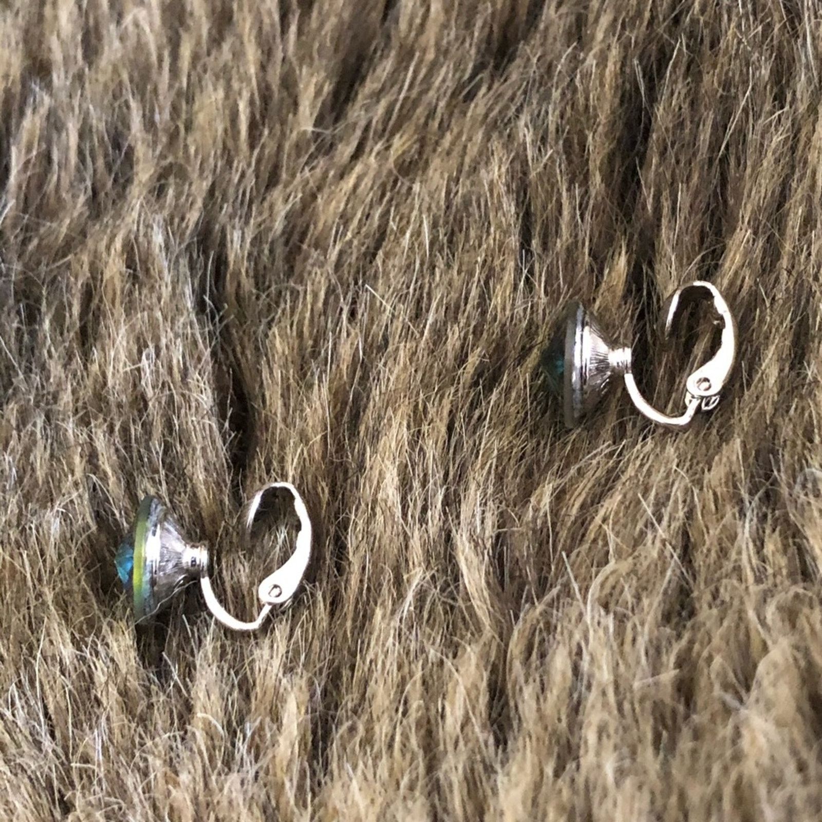 Jewelry Talbots faceted rainbow prism rivoli clip earrings Size ONE SIZE - 2 Thumbnail