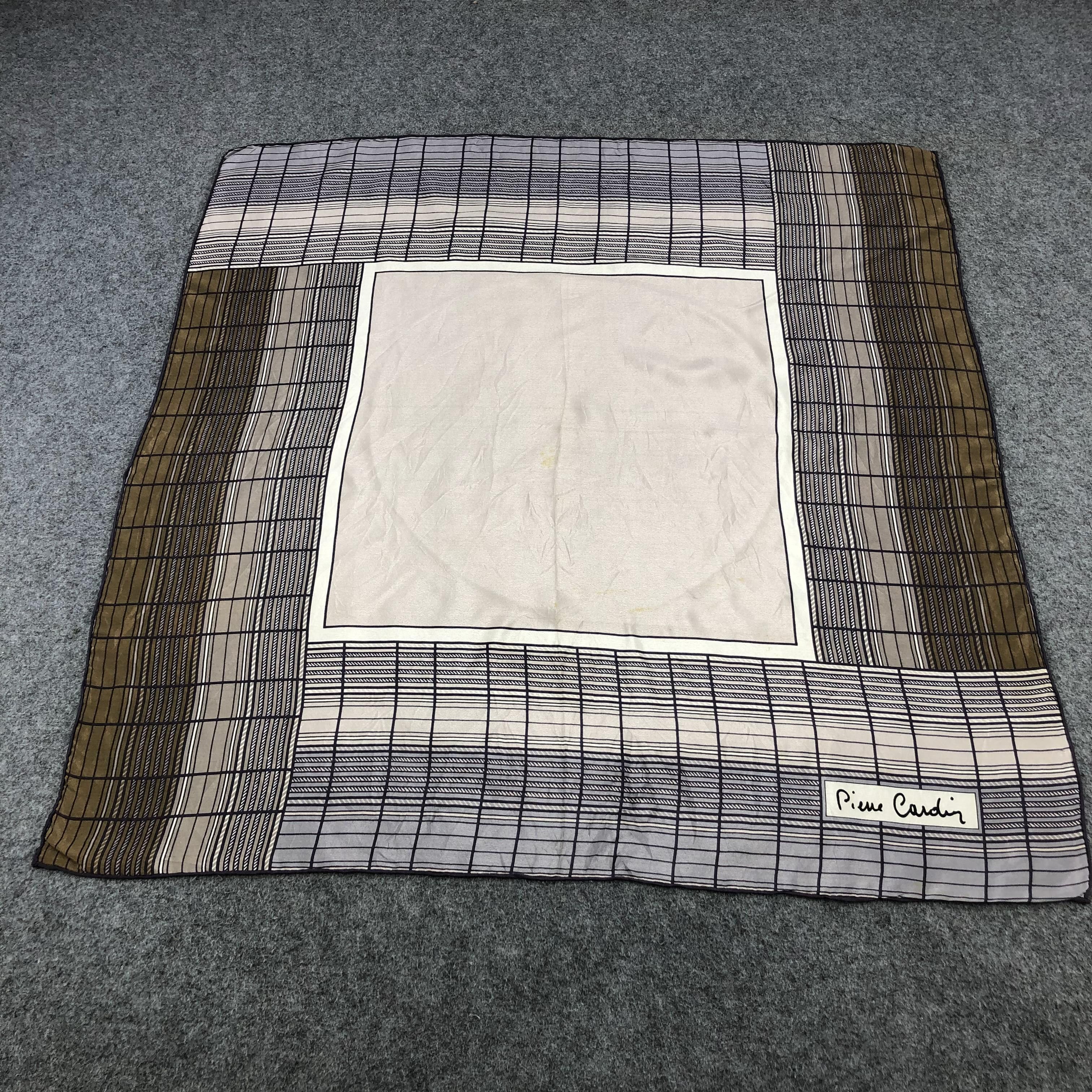 Pierre Cardin Vintage Pierre Cardin Silk Scarf M362 Size ONE SIZE - 2 Thumbnail