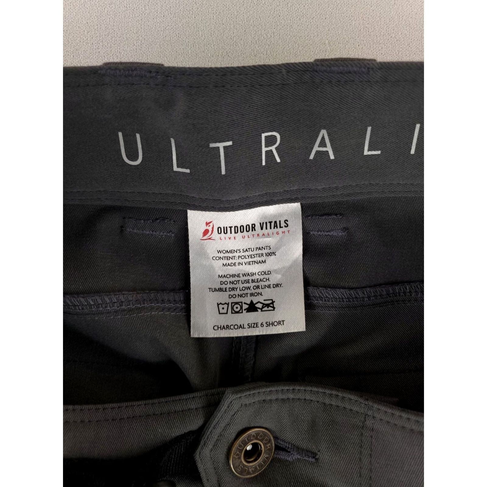 Vintage Outdoor Vitals Ultralight Hiking Pants Gray Womens 6 Short 29x29 Actual Cargo Short Womens Gray 6 Size 28" / US 6 / IT 42 - 4 Thumbnail