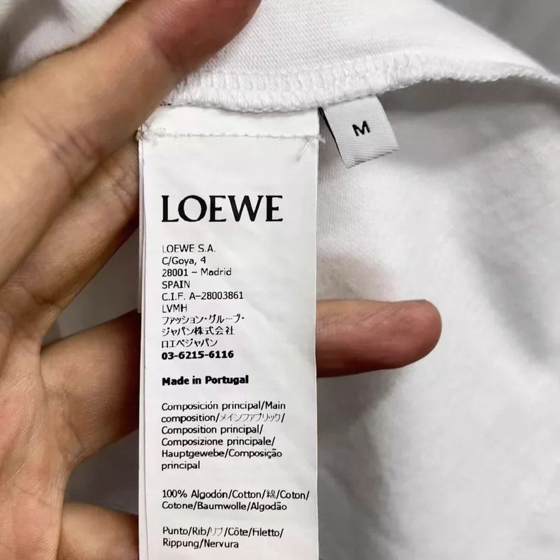 Loewe LOEWE Embroidered three-dimensional button Logo short slee Size M / US 6-8 / IT 42-44 - 4 Thumbnail