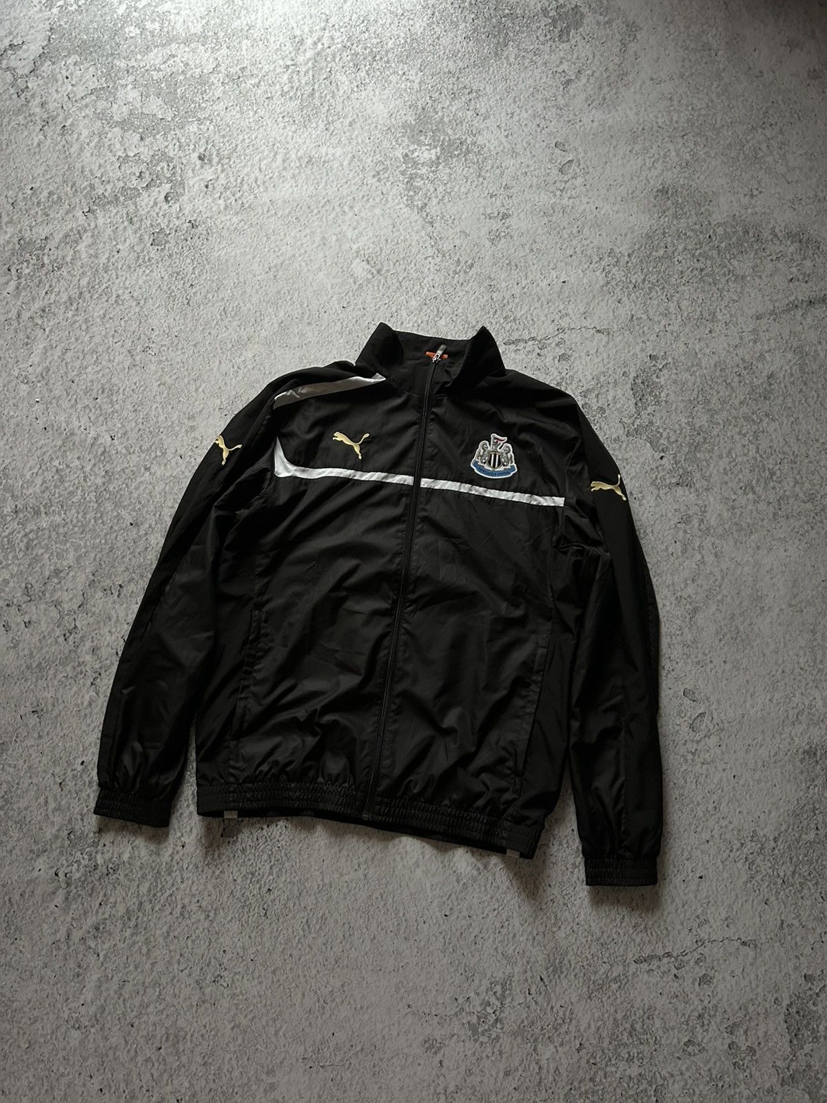 Puma × Vintage NEWCASTLE UNITED Training rain zip Top Jacket PUMA Size US L / EU 52-54 / 3 - 2 Thumbnail