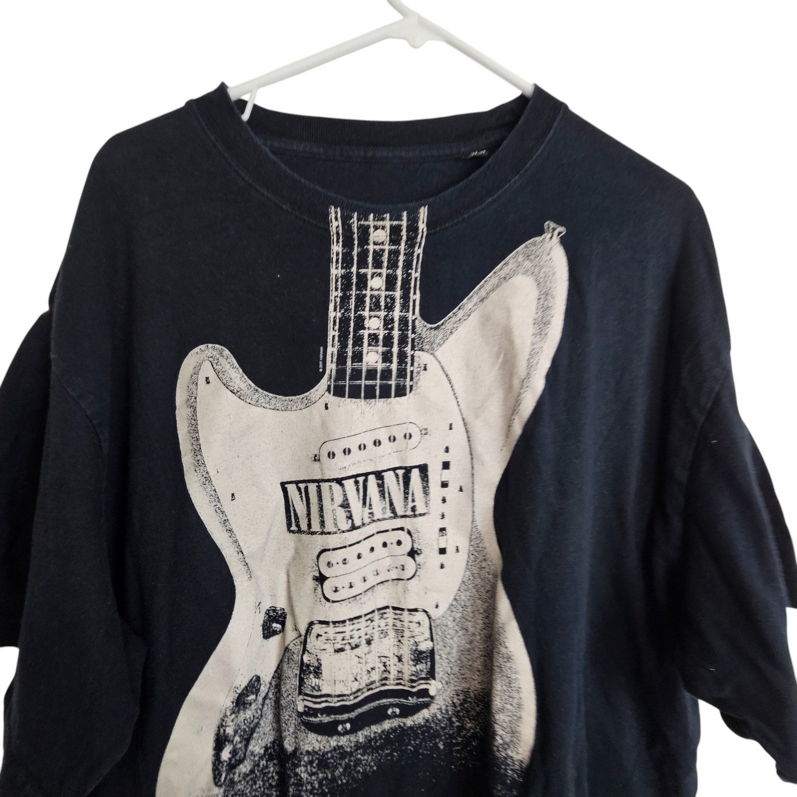 Nirvana Nirvana Mens Guitar Band Tee Graphic T-Shirt Size 2X Casual Size US XXL / EU 58 / 5 - 2 Thumbnail