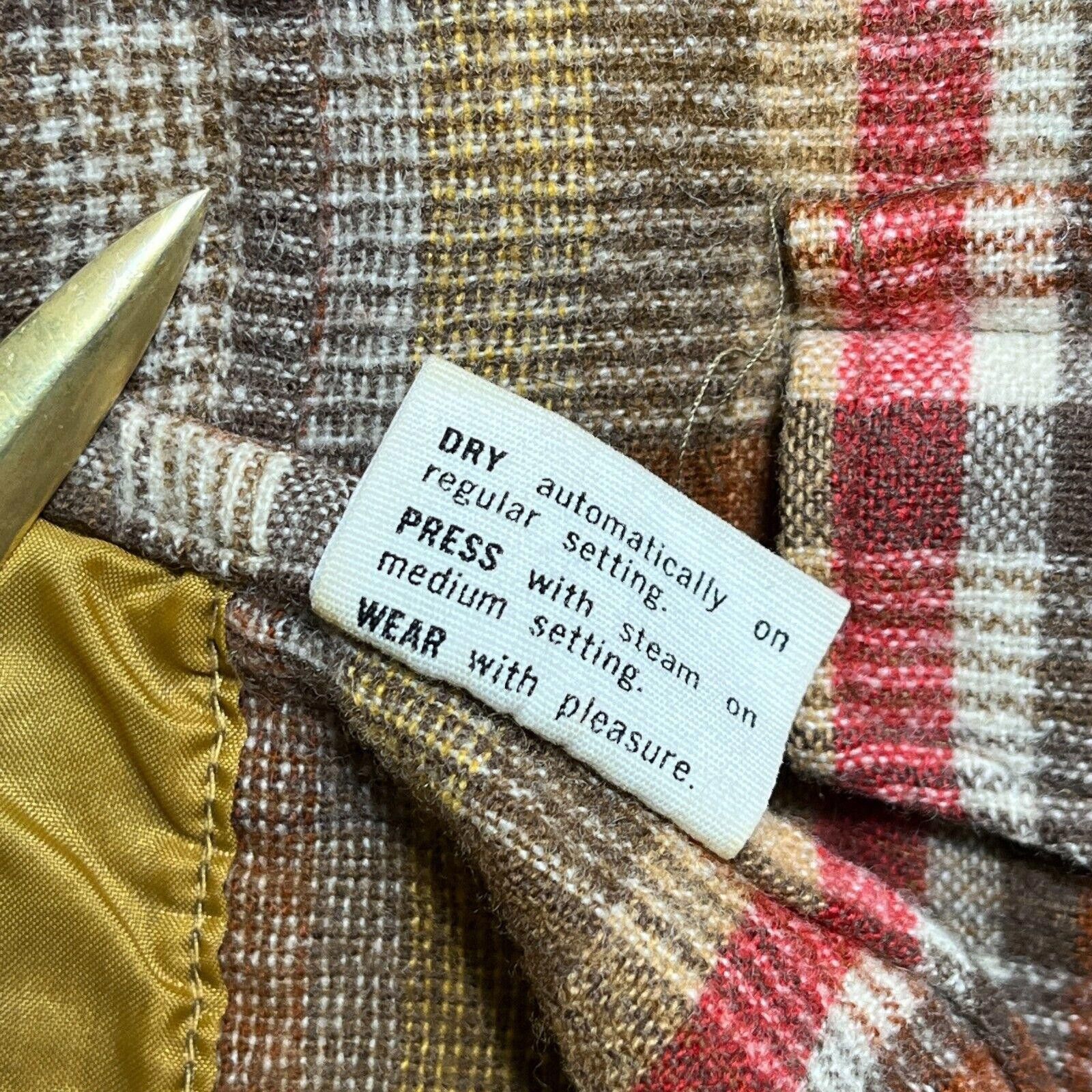 Pendleton × Vintage Vintage 70s Pendleton Plaid Wool Button Shirt M Camp Flannel Size US M / EU 48-50 / 2 - 6 Thumbnail