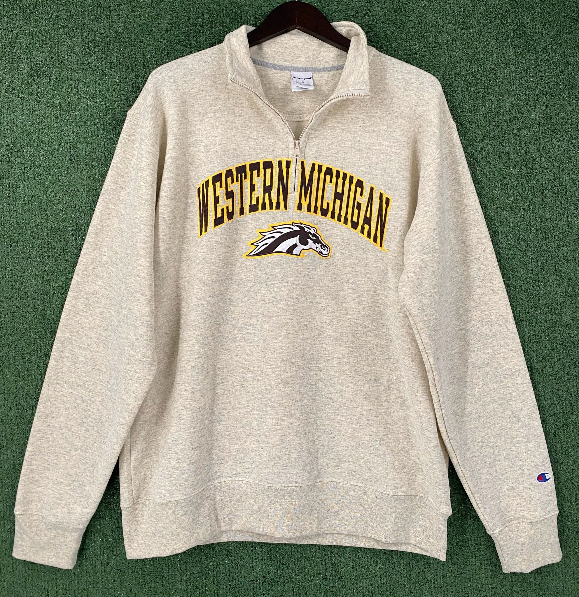 Champion Champion Western Michigan Broncos 1/4 Zip Sweatshirt XL Size US XL / EU 56 / 4 - 1 Thumbnail