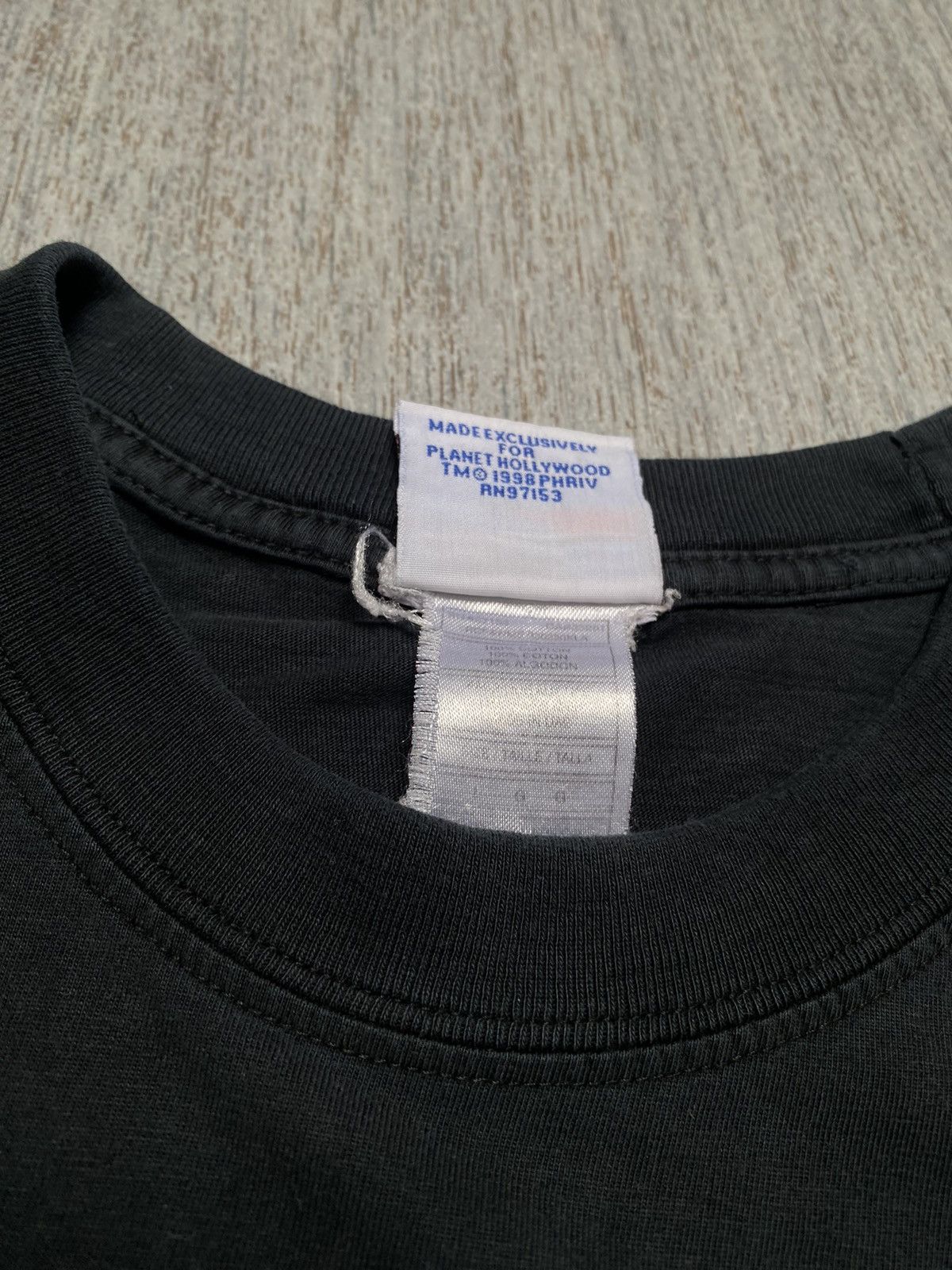Planet Hollywood × Vintage Vintage 1998 Planet Hollywood Rider Tee Paris Center Logo Size US L / EU 52-54 / 3 - 9 Thumbnail