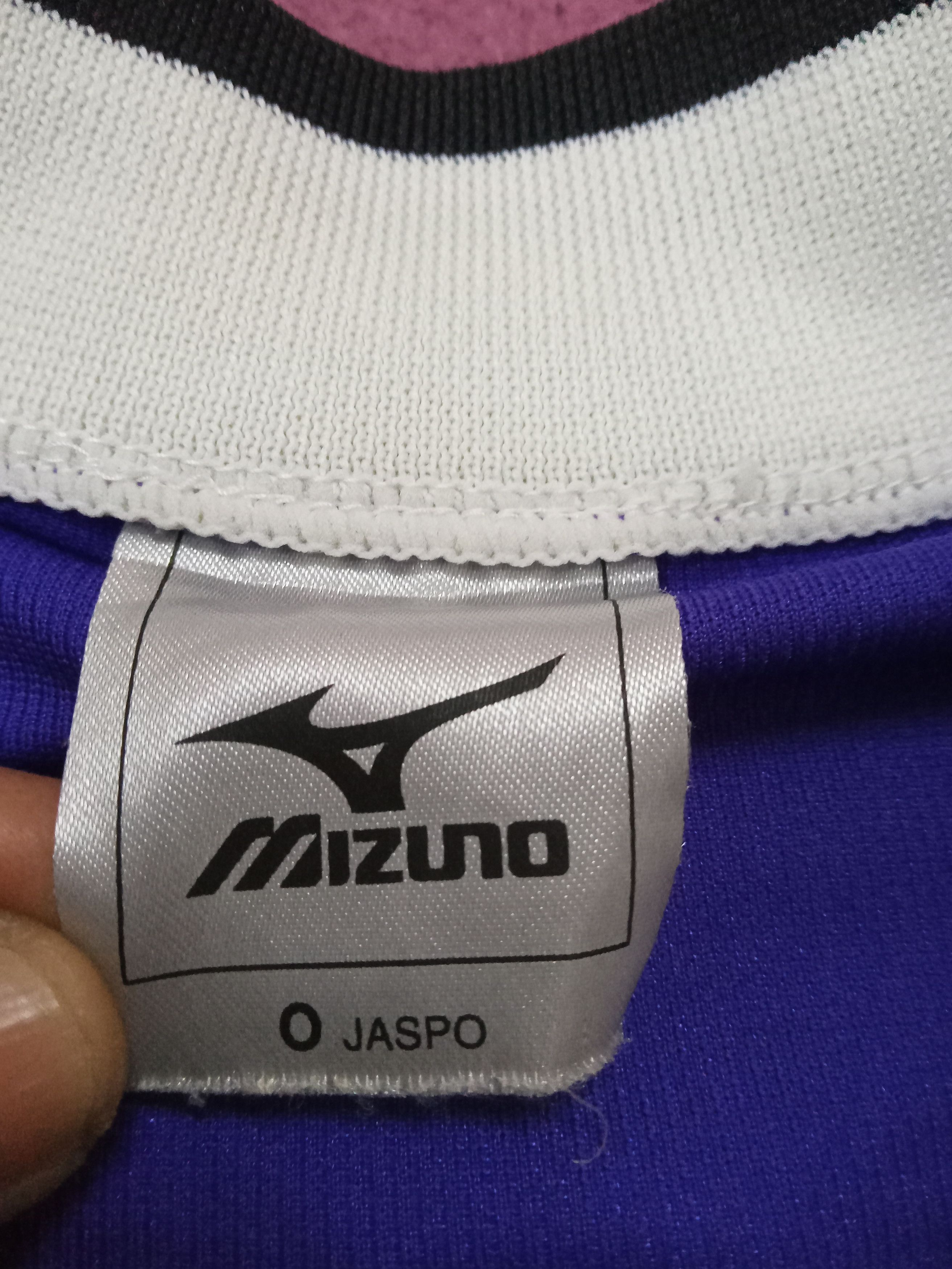 Mizuno Mizuno Sanfrecce Hiroshima FC Vintage Jersey Size US L / EU 52-54 / 3 - 7 Thumbnail