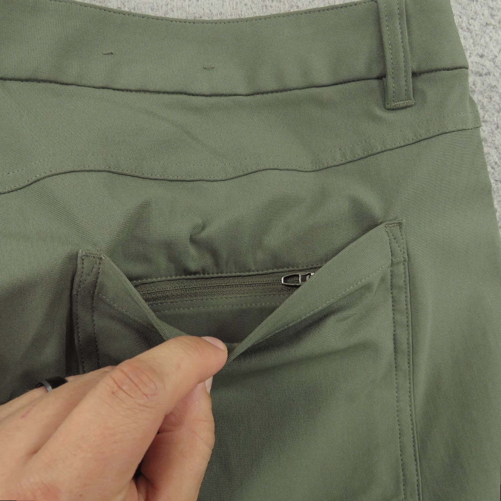 Lululemon Lululemon ABC Pants Mens 36x28 Army Green Warpstreme Classic Golf Commute Chinos Size US 36 / EU 52 - 4 Thumbnail