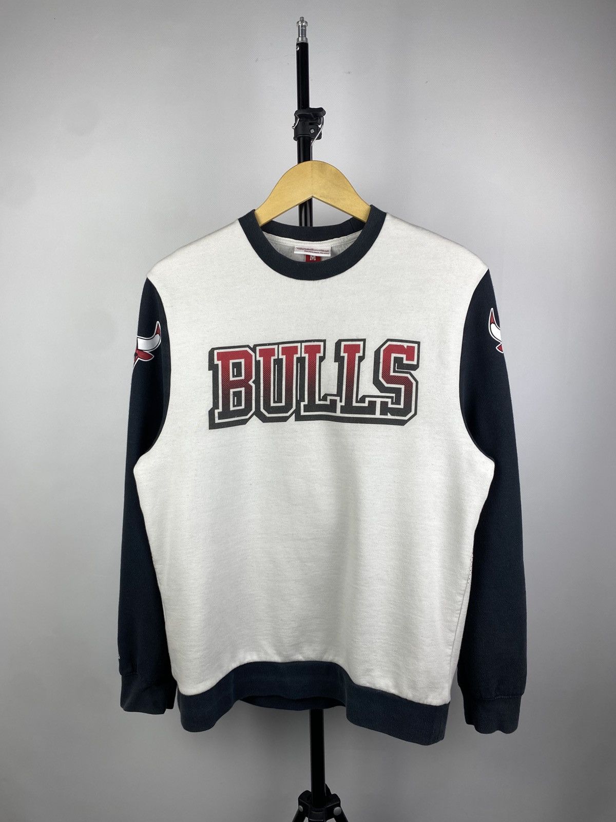 Mitchell & Ness Mitchell & Ness Chicago Bulls Michael Jordan Sweatshirt Size US M / EU 48-50 / 2 - 1 Thumbnail