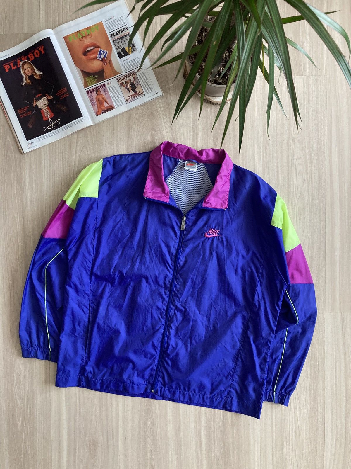Vintage Vintage Nike Nylon Light Sport Jacket 90s Size US M / EU 48-50 / 2 - 1 Thumbnail