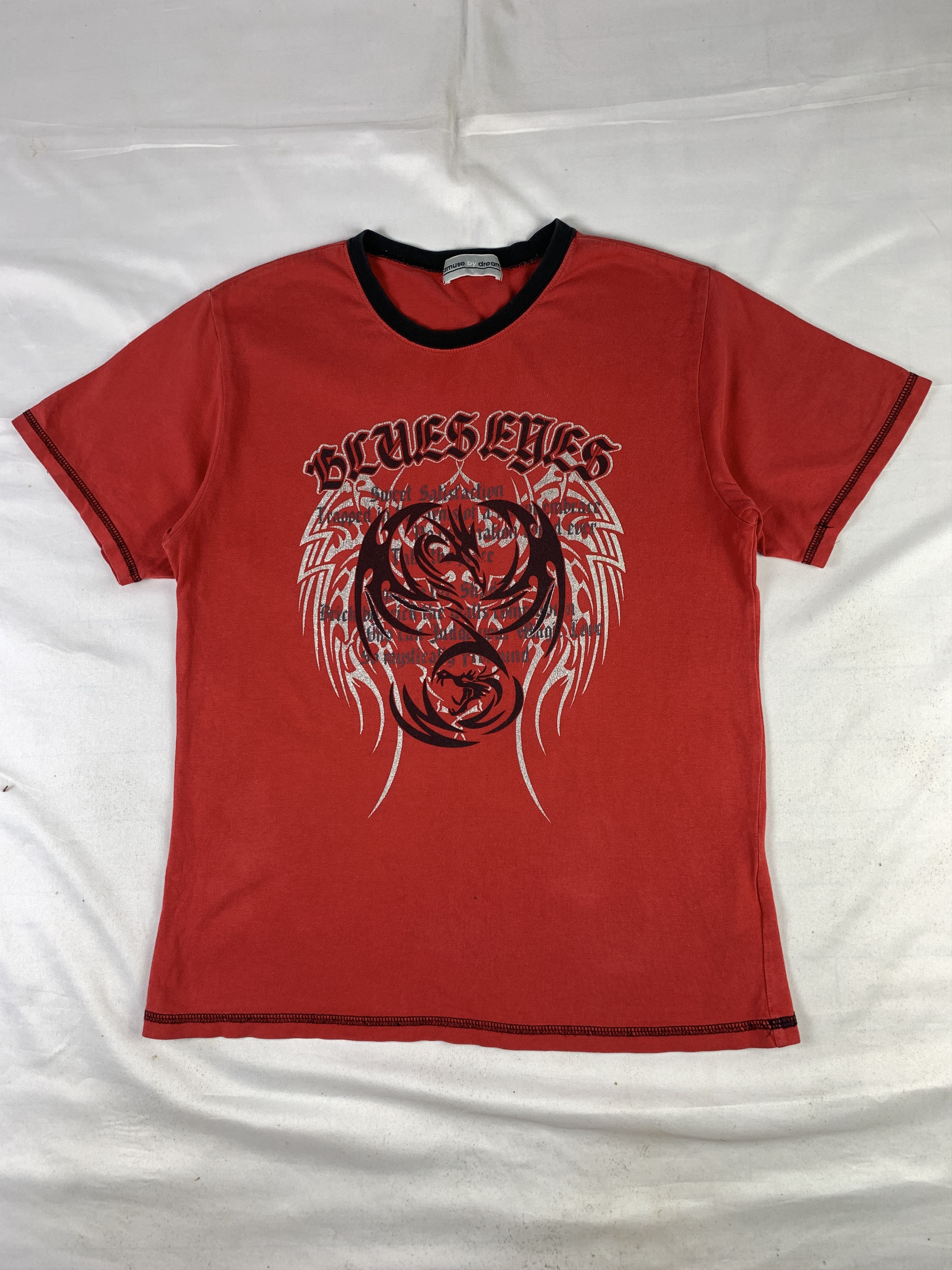 Japanese Brand 2000s Blue Eyes Red Dragon Wings Tee (M) Size M / US 6-8 / IT 42-44 - 1 Thumbnail