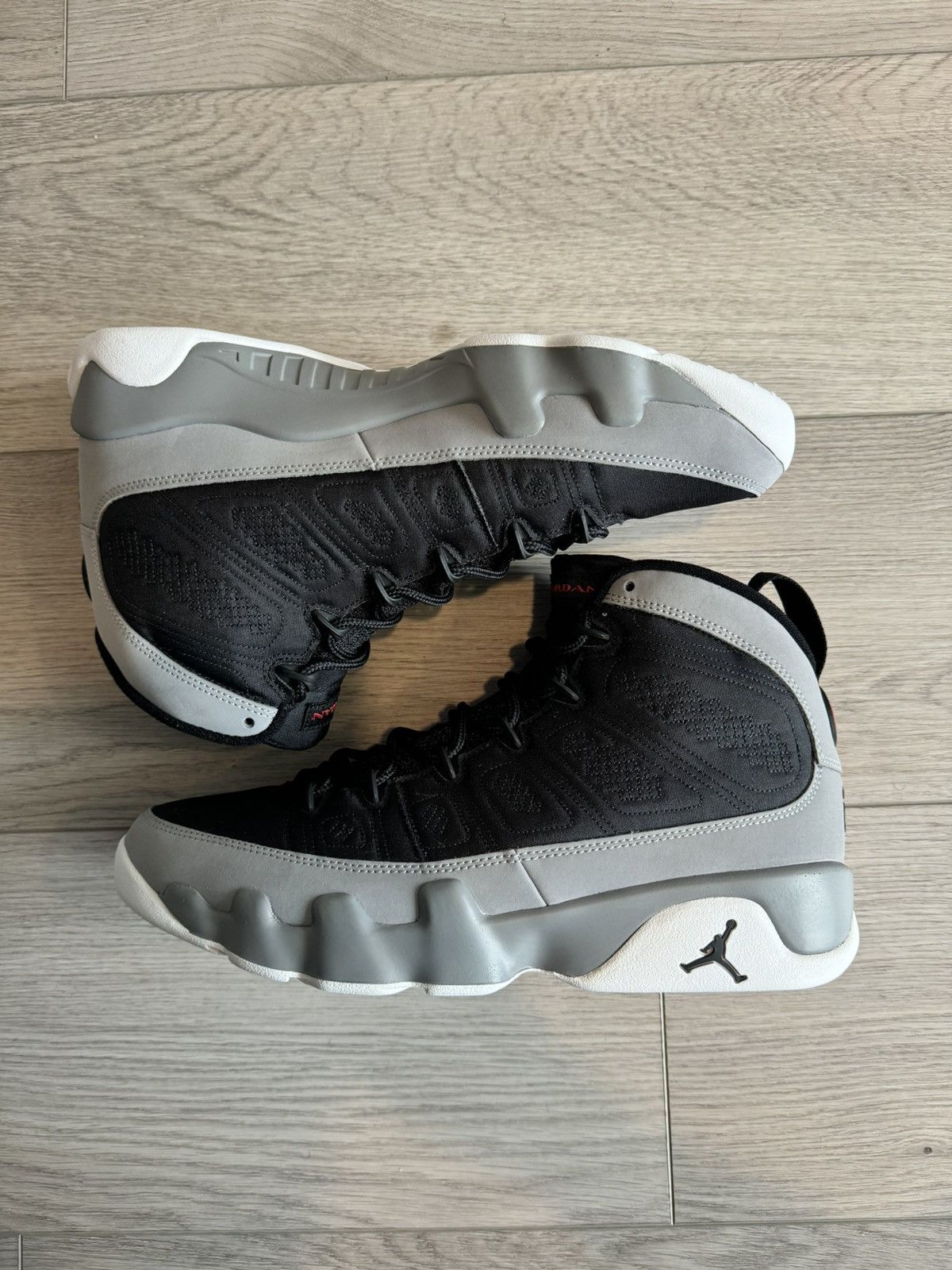 Jordan Brand × Nike Air Jordan 9 ‘Particle Grey’ Size US 10 / EU 43 - 4 Thumbnail