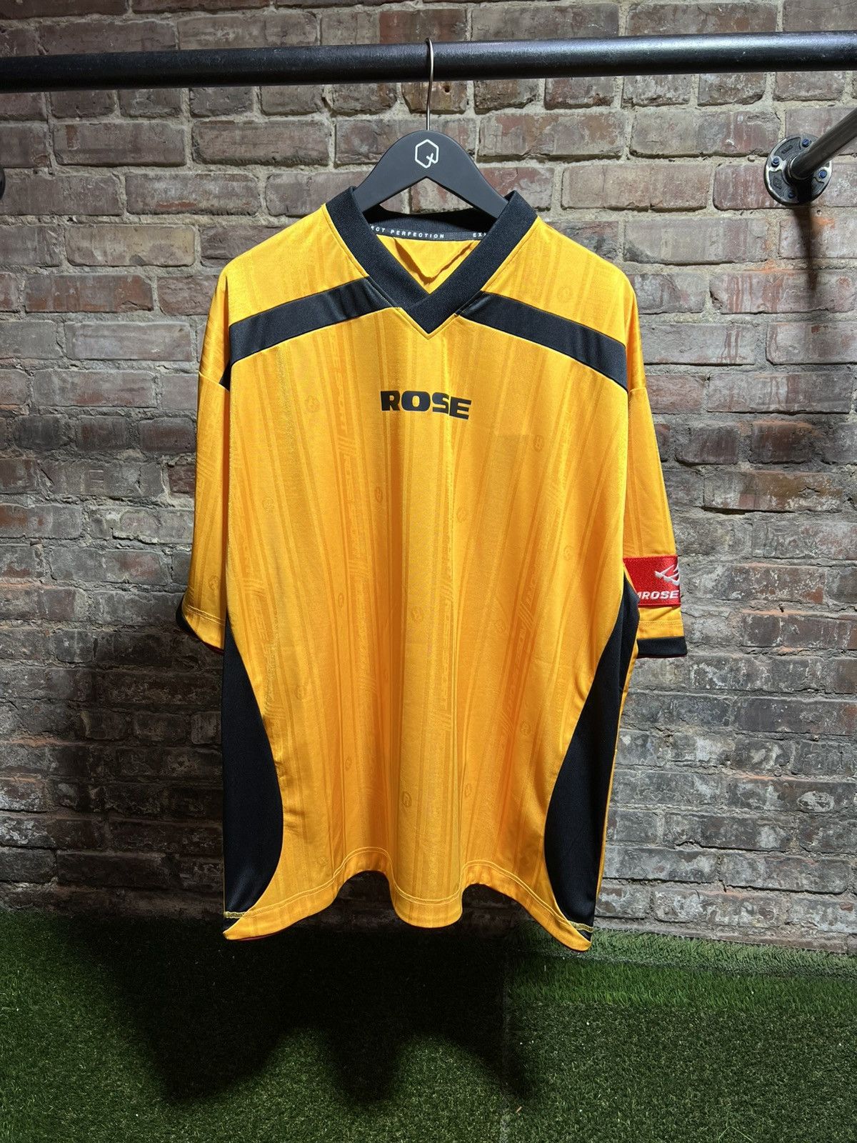 Martine Rose Martine Rose Printed Football Jersey Sz. M Size US M / EU 48-50 / 2 - 1 Thumbnail
