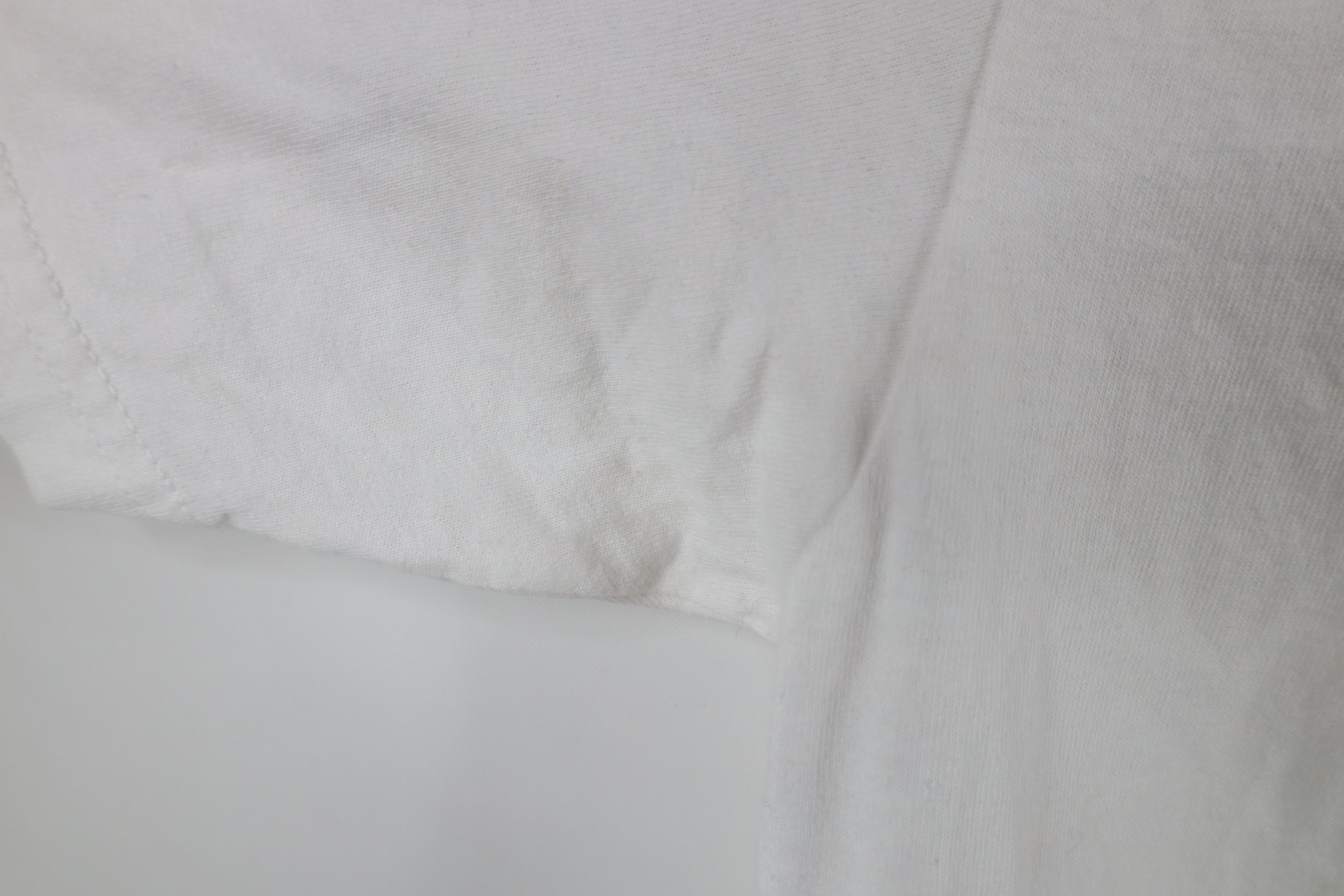 Vintage Vintage 90s Streetwear Heavyweight Cotton T-Shirt White Size US L / EU 52-54 / 3 - 6 Thumbnail