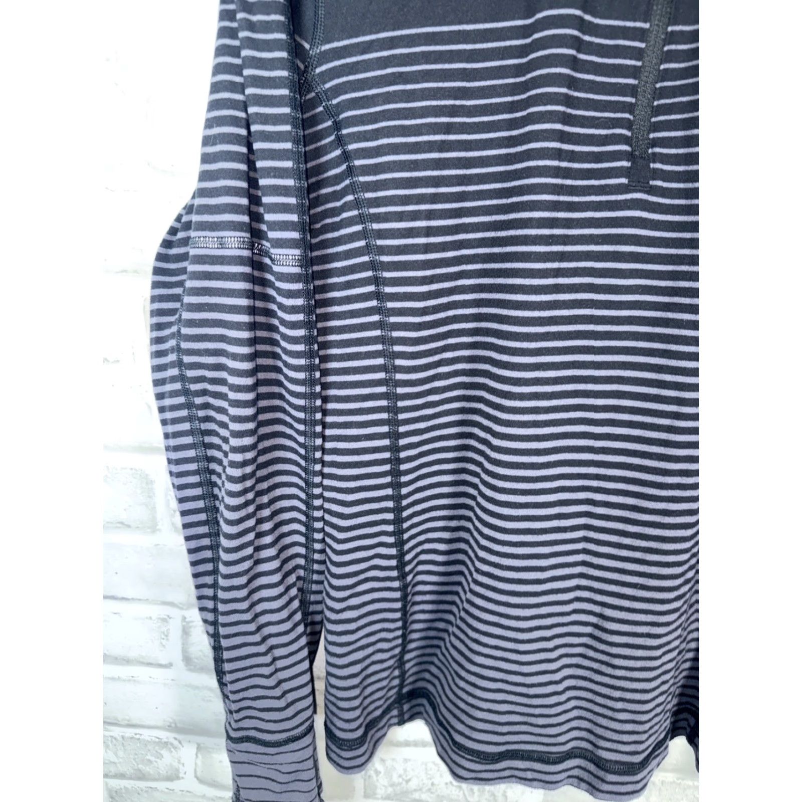 Lululemon Lululemon Sweat Session 1/2 Zip Performance Sweatshirt Mens M Black Gray Stripes Size US M / EU 48-50 / 2 - 5 Thumbnail